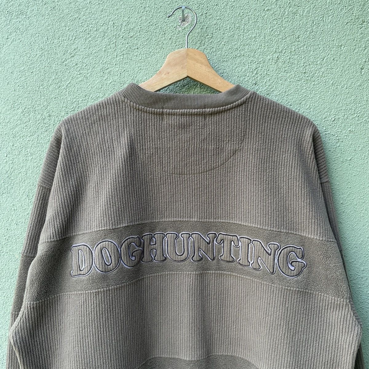 Vintage Vintage DOG HUNTING Spell Out Big Logo Pullover Sweatshirt Size US L / EU 52-54 / 3 - 10 Thumbnail