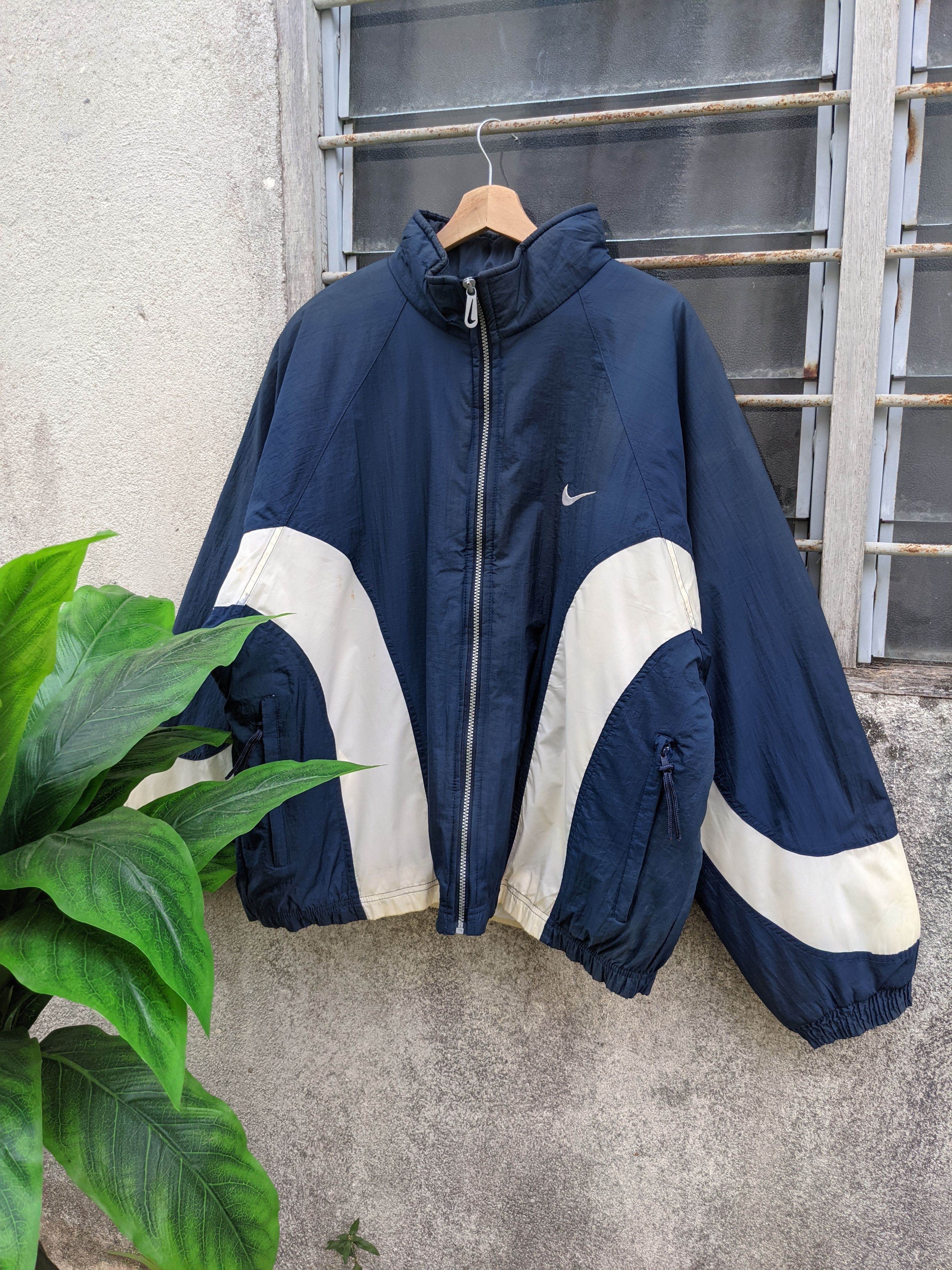 Nike × Vintage ⚡️light layer⚡️Vintage Nike Woven Swoosh Down Jacket Size US XL / EU 56 / 4 - 1 Thumbnail