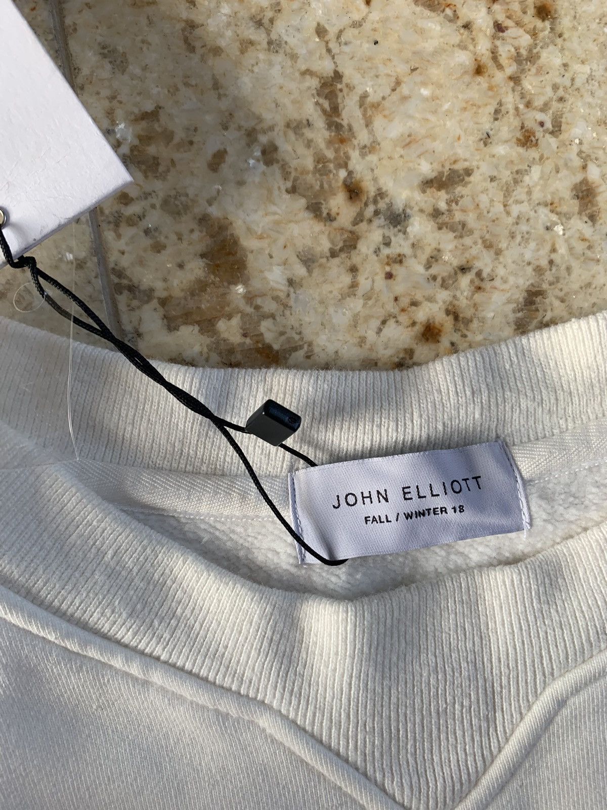 John Elliott Replica Crewneck Sweater in White Size US XS / EU 42 / 0 - 7 Thumbnail