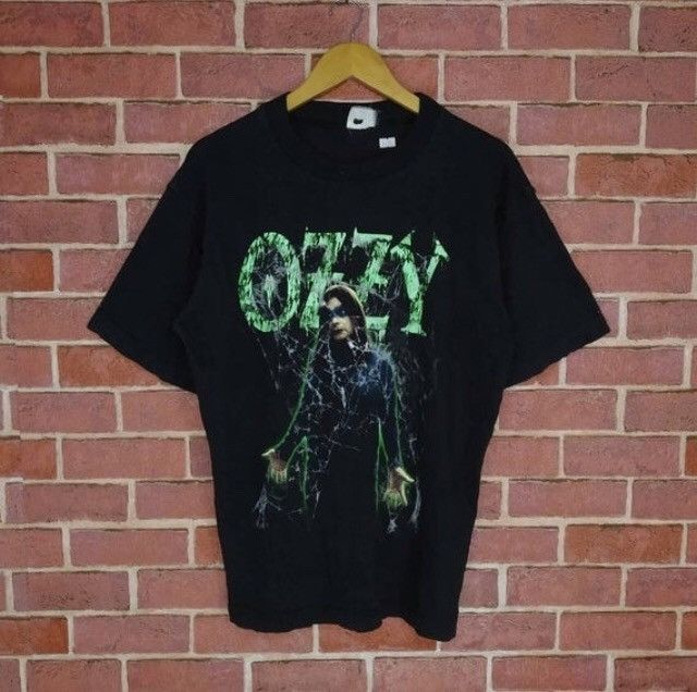 Band Tees Vintage 90s Ozzy Osbourne Big Printed Promo Music Shirt Size US L / EU 52-54 / 3 - 1 Thumbnail