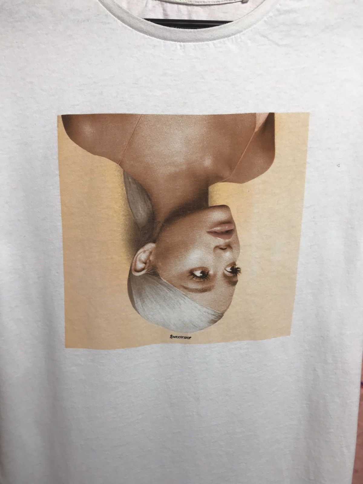 Band Tees Ariana Grande streetwear band tour tee Size US M / EU 48-50 / 2 - 3 Thumbnail