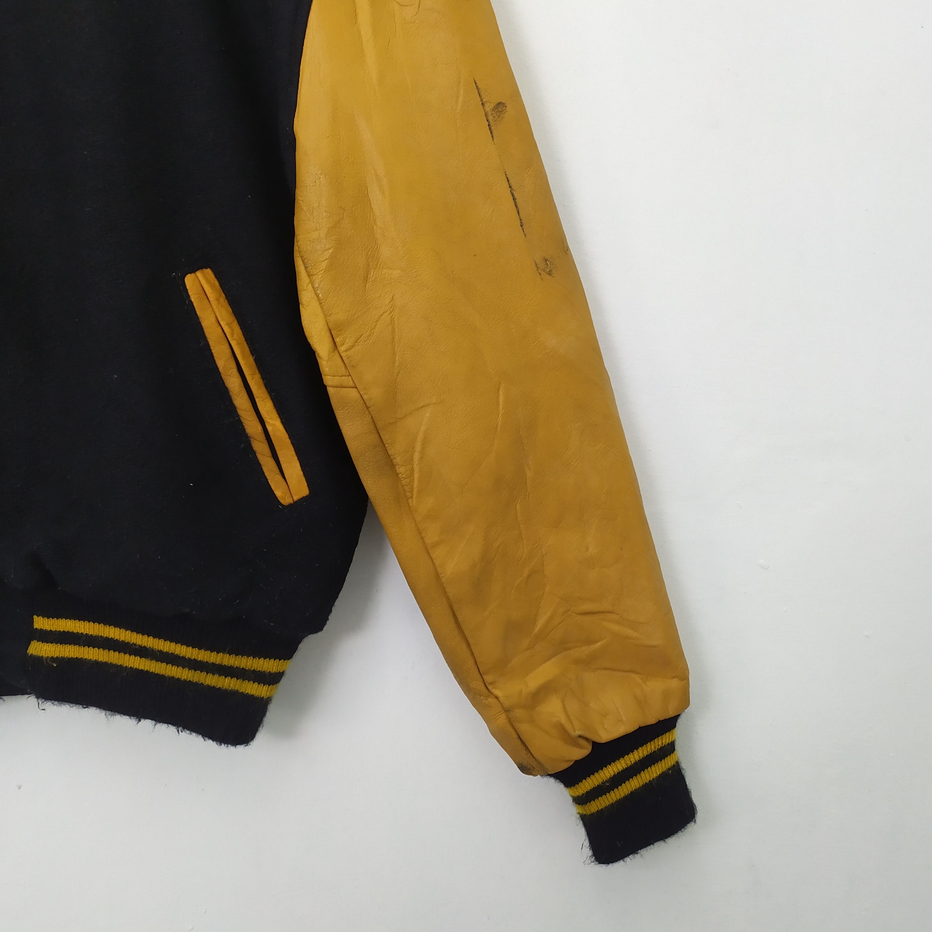 Japanese Brand GOLDEN THREAD WOOL VARSITY JACKET LEATHER SLEEVE Size US M / EU 48-50 / 2 - 3 Thumbnail