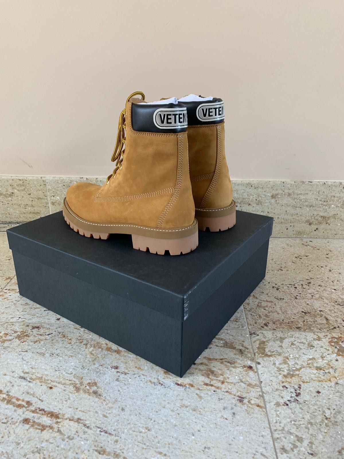 Vetements Logo Cuff Timb Boots in Brown Size US 7 / EU 40 - 8 Thumbnail
