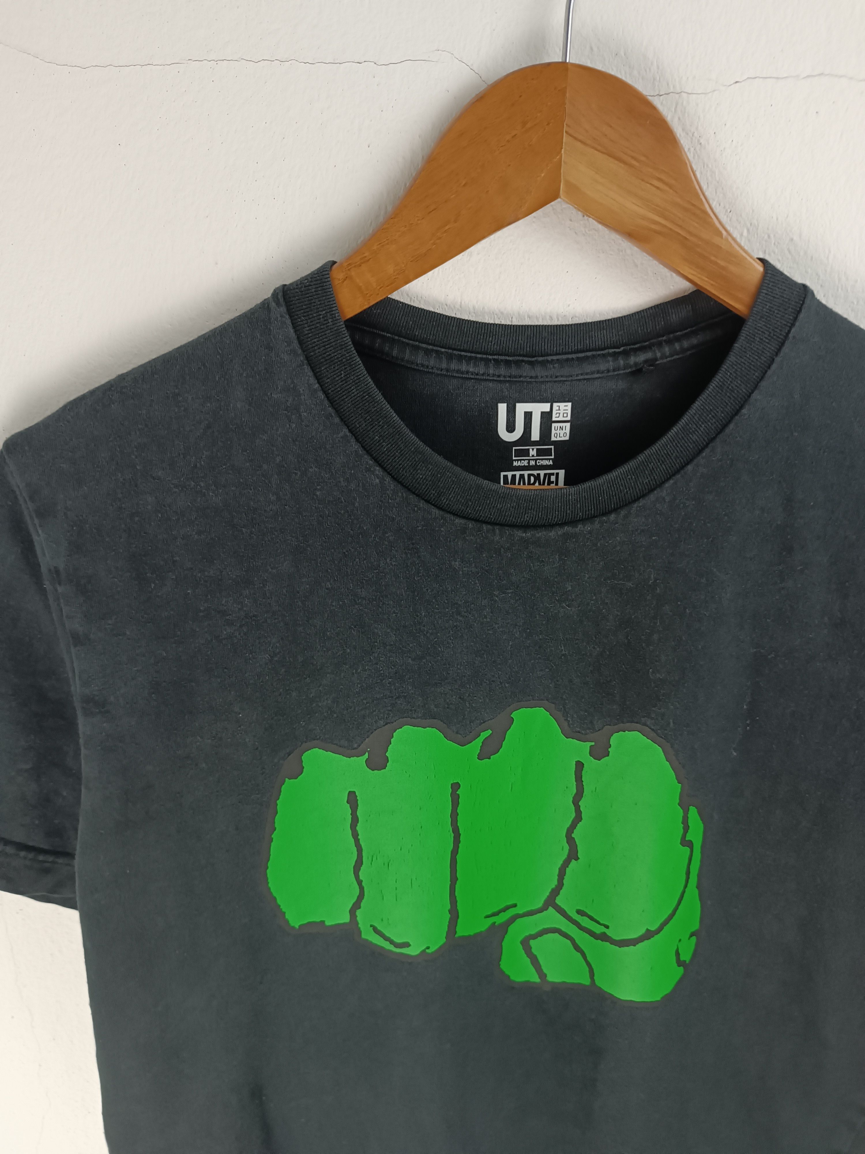 Marvel Comics UNIQLO X THE INCREDIBLE HULK TEE marvel superhero dc ironman Size US M / EU 48-50 / 2 - 4 Thumbnail