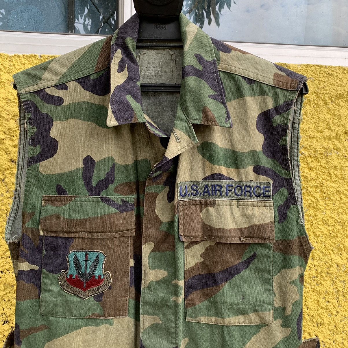 Vintage Tank top’s sleeveless U.S.Air Force air combat command Size US S / EU 44-46 / 1 - 2 Thumbnail