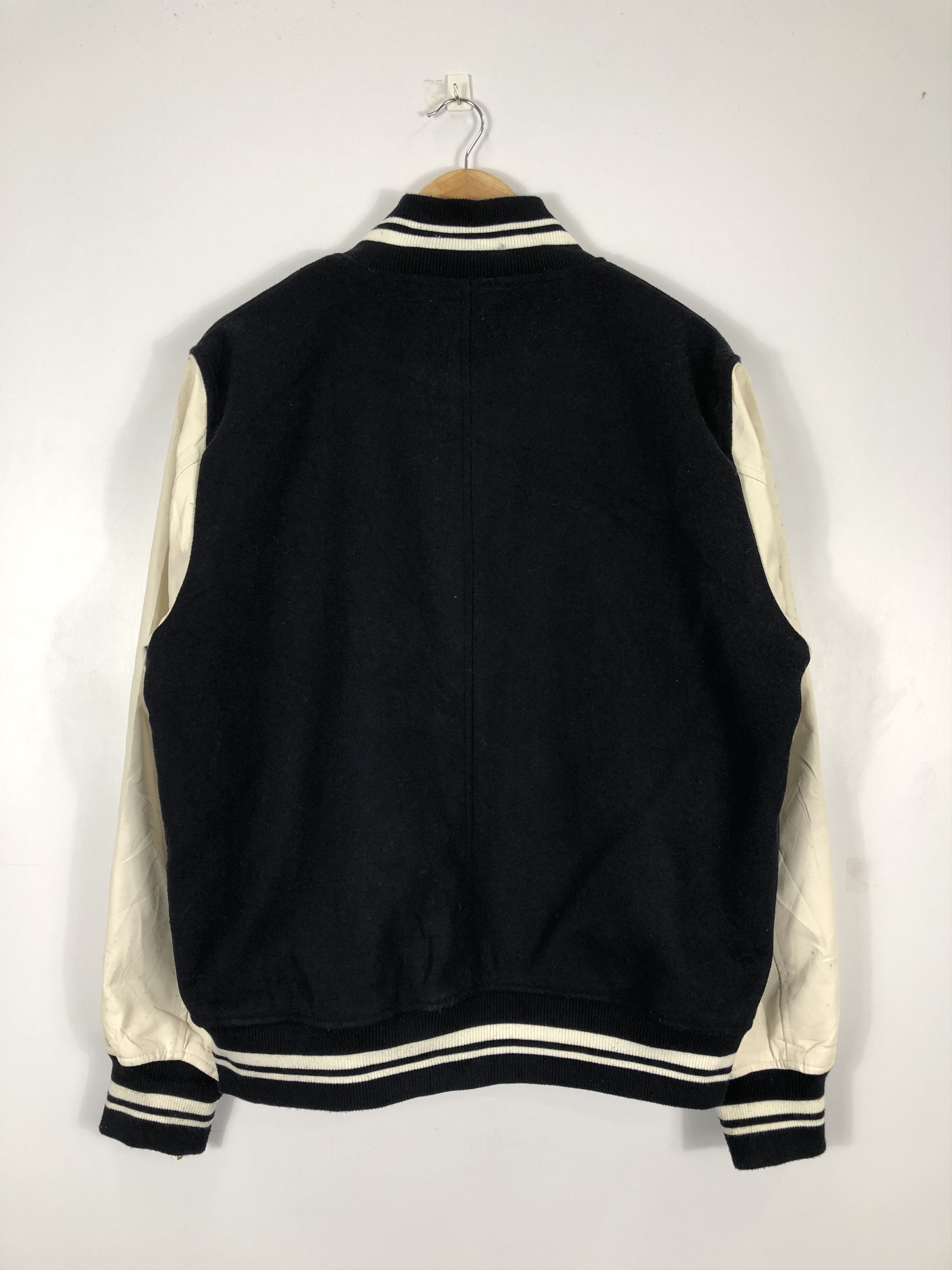Japanese Brand Vintage G.U Varsity Jacket Synthetic Leather V0168 Size US XL / EU 56 / 4 - 3 Thumbnail