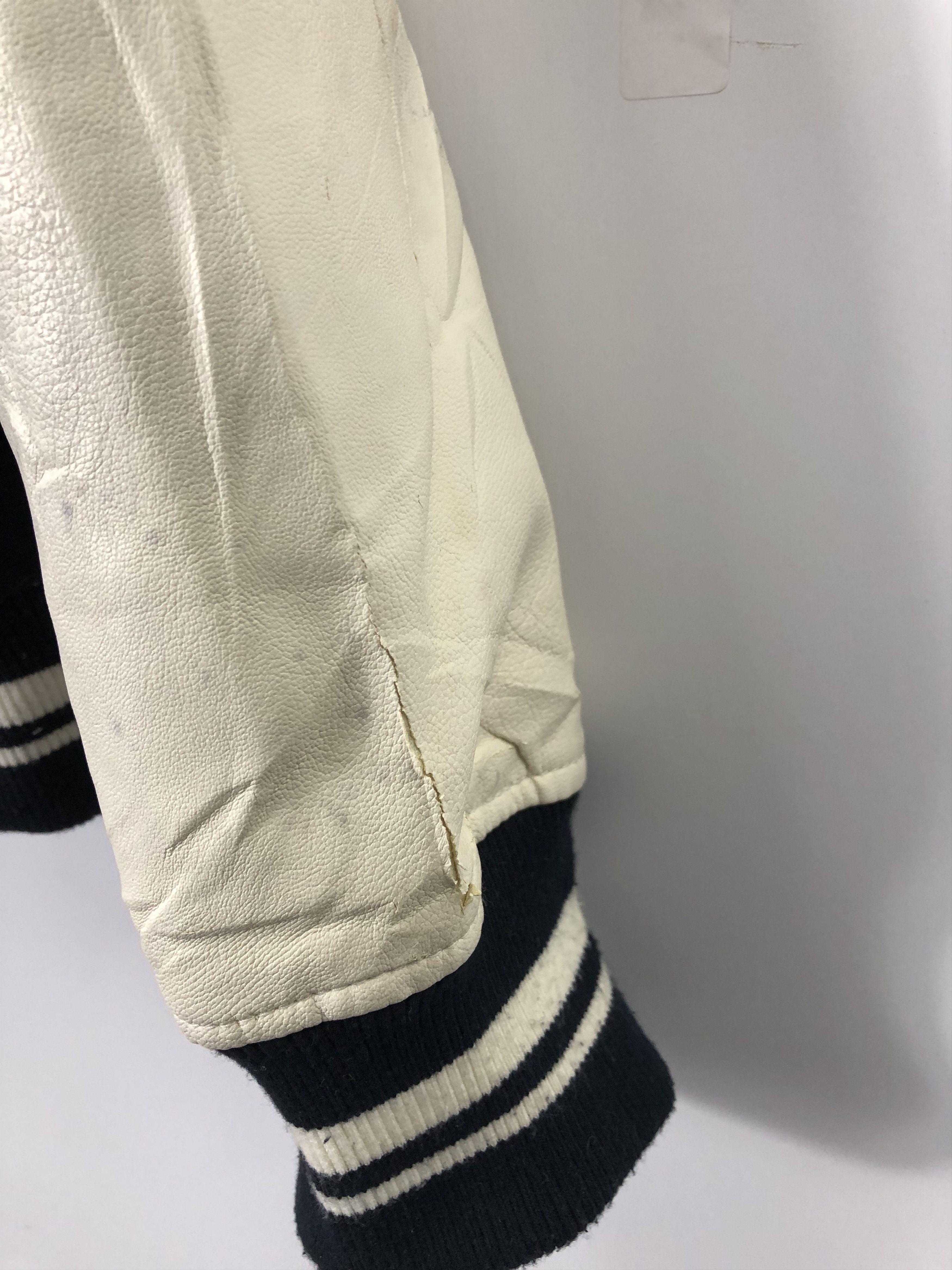 Japanese Brand Vintage G.U Varsity Jacket Synthetic Leather V0168 Size US XL / EU 56 / 4 - 9 Thumbnail
