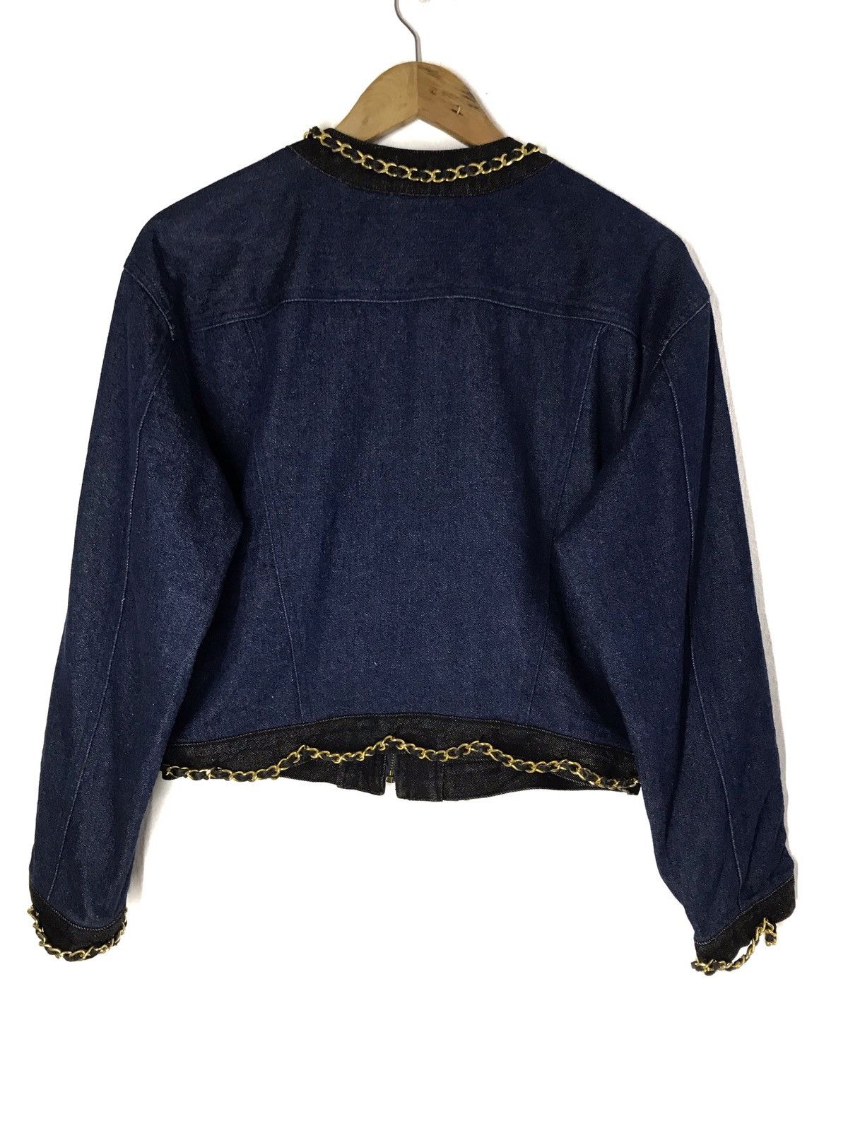 Moschino × Vintage Vintage Moschino Jeans Chain Croped Denim Jacket For Women Size M / US 6-8 / IT 42-44 - 3 Thumbnail