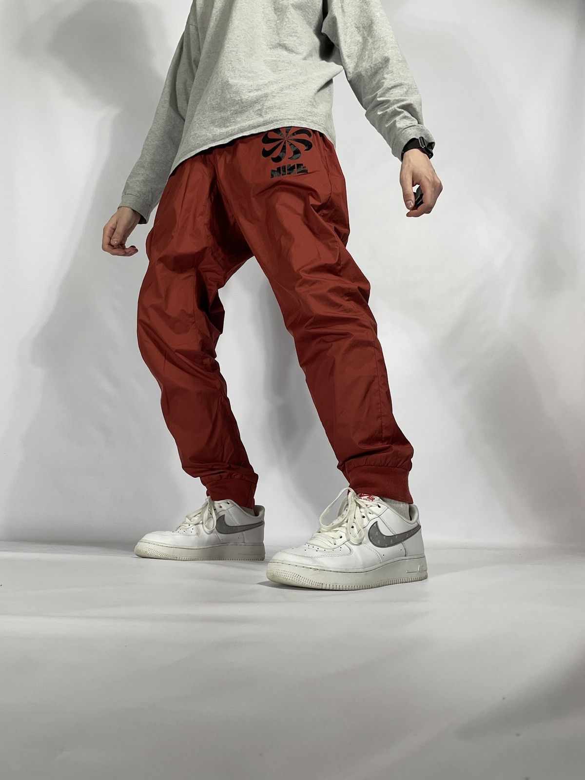 Nike Nike nylon track pants orange colour Size US 33 - 10 Thumbnail