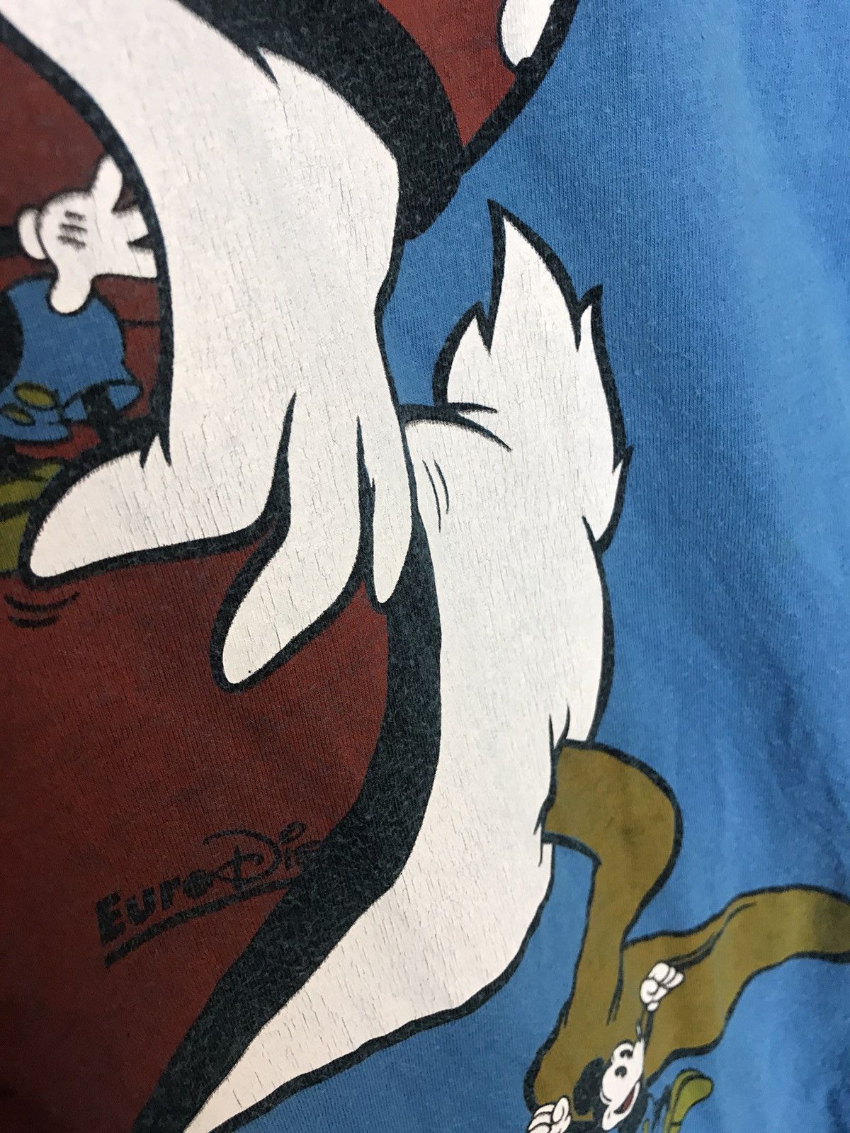 Disney Vintage 90s Disney Donald Duck Mickey Mouse t-shirt Size US M / EU 48-50 / 2 - 6 Thumbnail