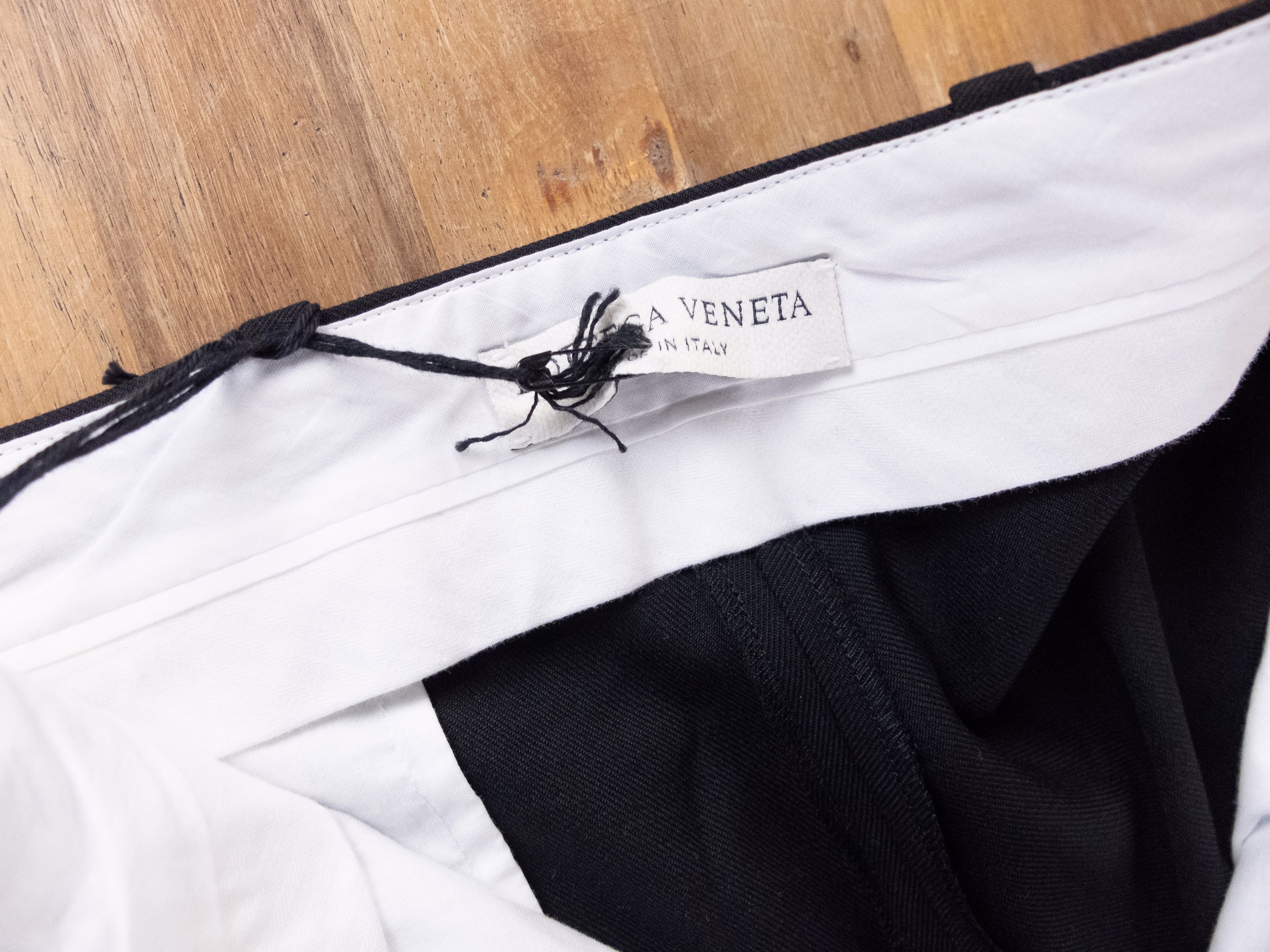 Bottega Veneta BOTTEGA VENETA black wool straight leg crop pants trousers Size 28" / US 6 / IT 42 - 10 Thumbnail
