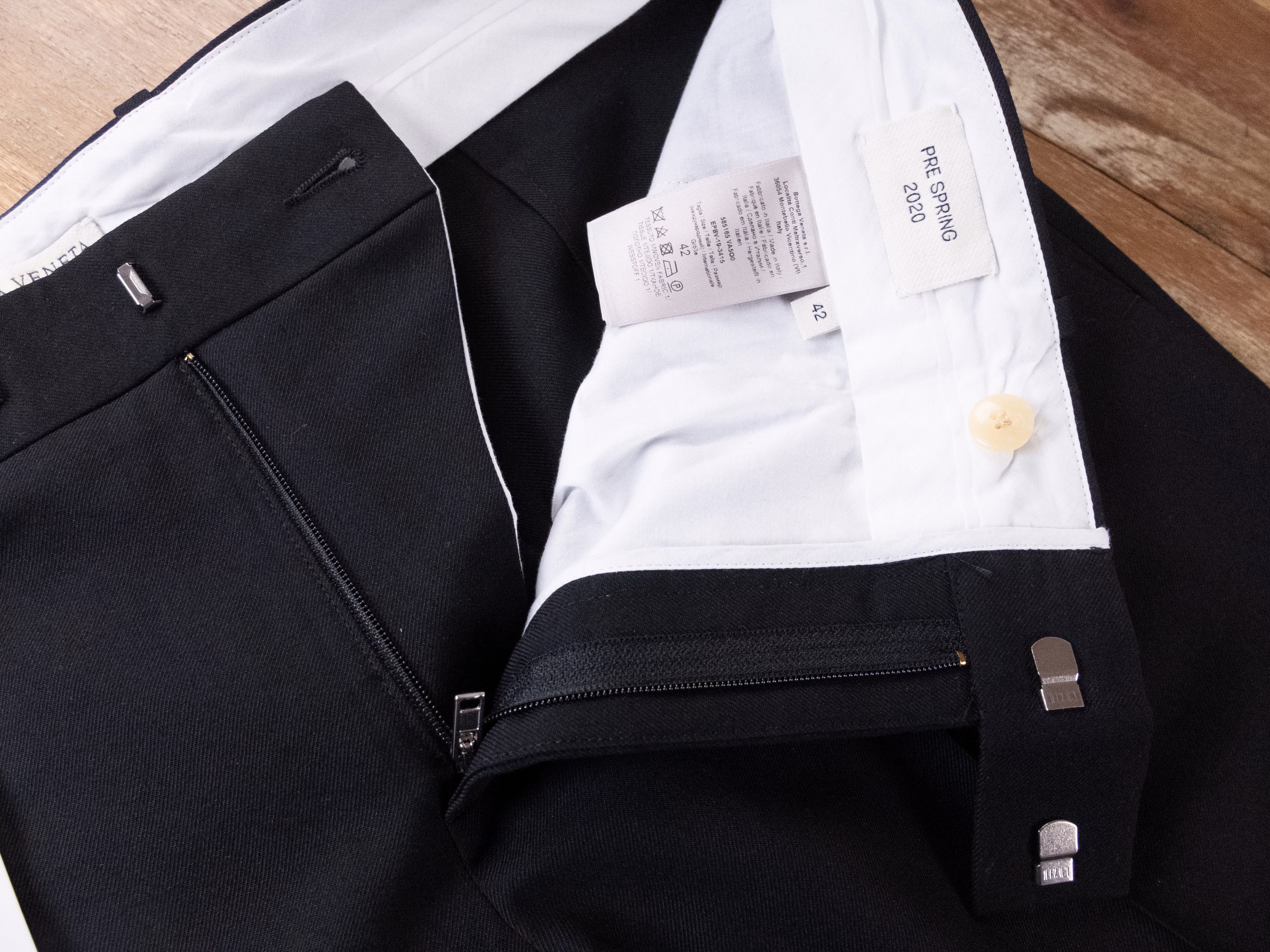Bottega Veneta BOTTEGA VENETA black wool straight leg crop pants trousers Size 28" / US 6 / IT 42 - 7 Thumbnail