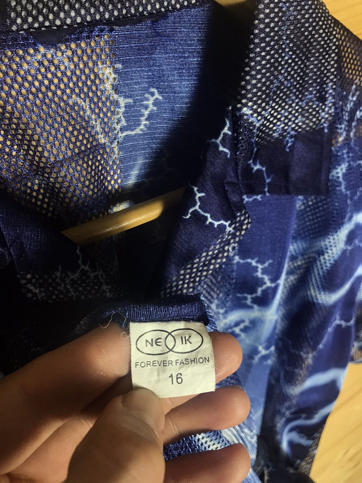 Vintage Vintage Taz shirt Size US S / EU 44-46 / 1 - 6 Thumbnail