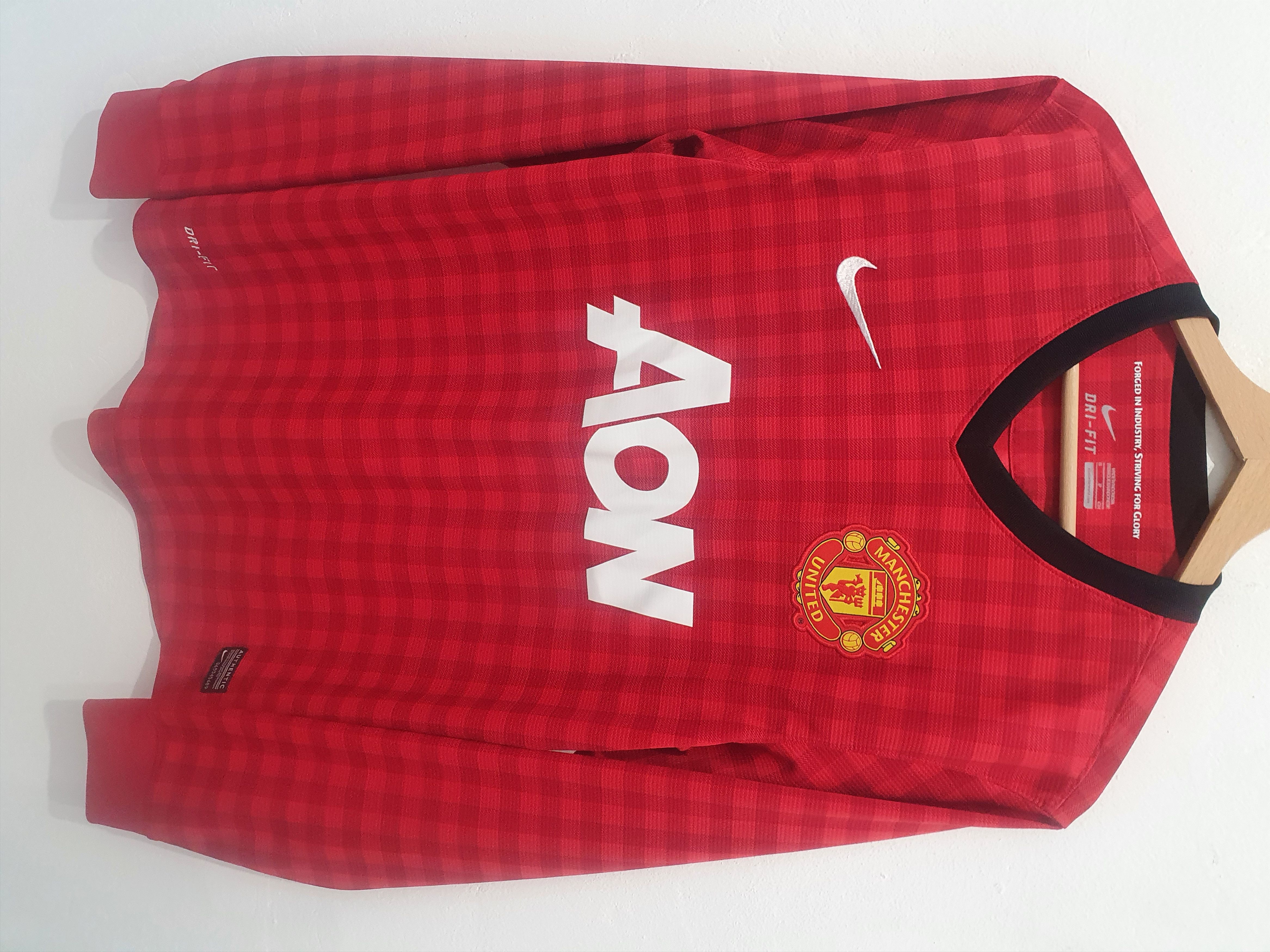 image of Jersey x Manchester United Nike Manchester United Size S Shirt 2012 2013 Longsleeve in Red, Men's