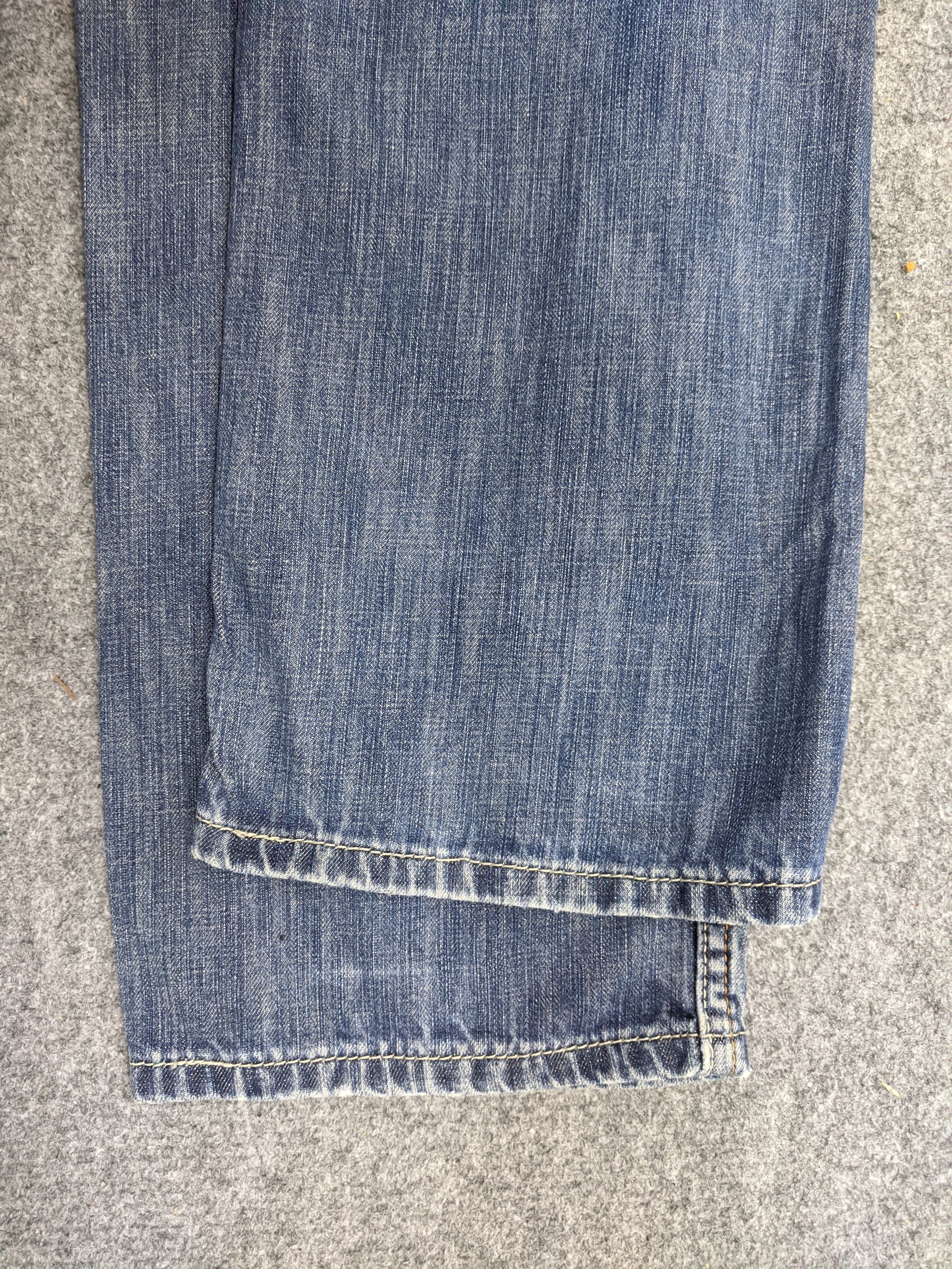 Levi's Vintage Levis 514 Slim Straight Denim Jeans DP0749 Size US 31 - 16 Thumbnail