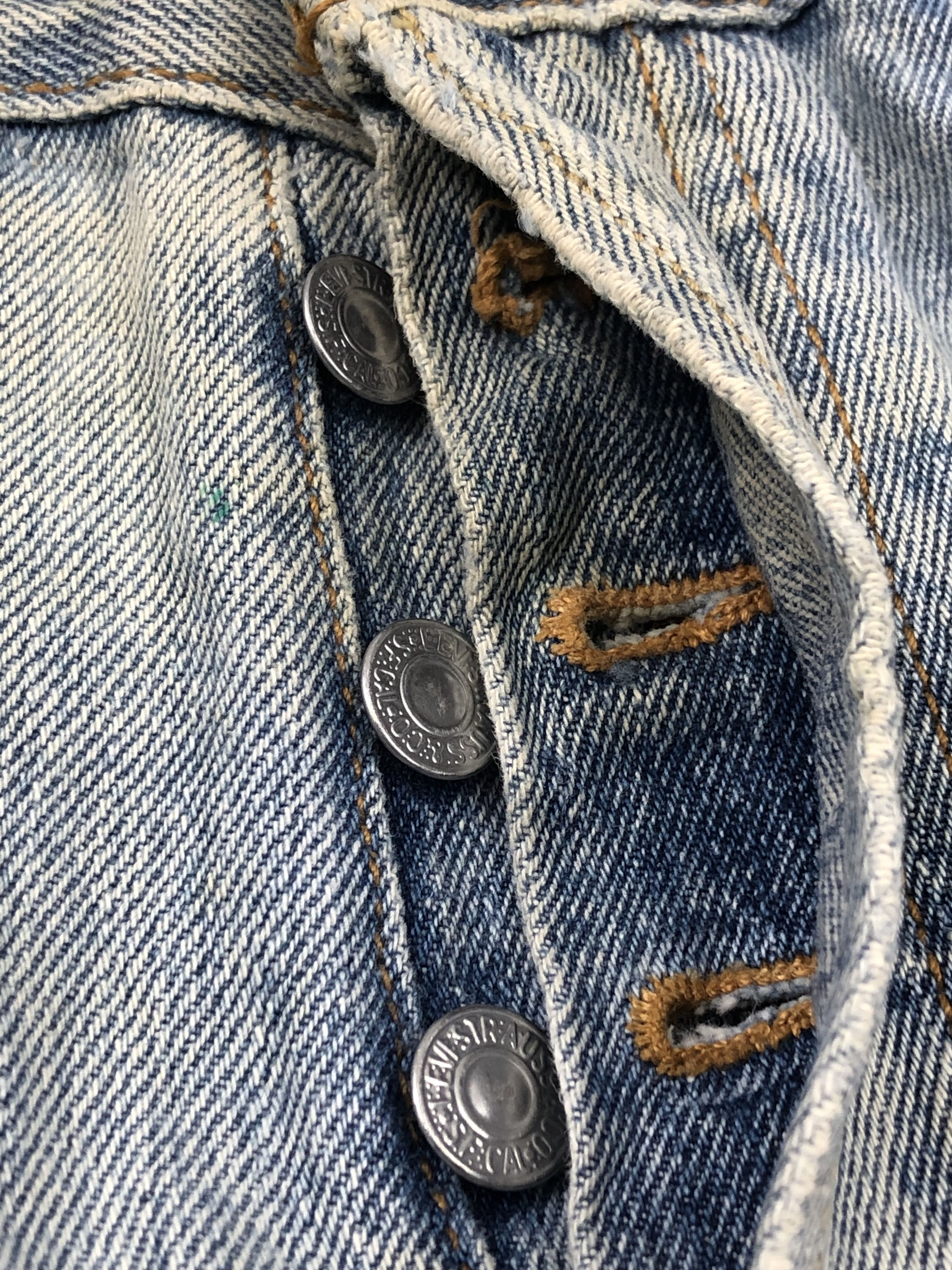 Levi's Vintage Levis 501 Light Wash Jeans DP1551 Size US 31 - 11 Thumbnail