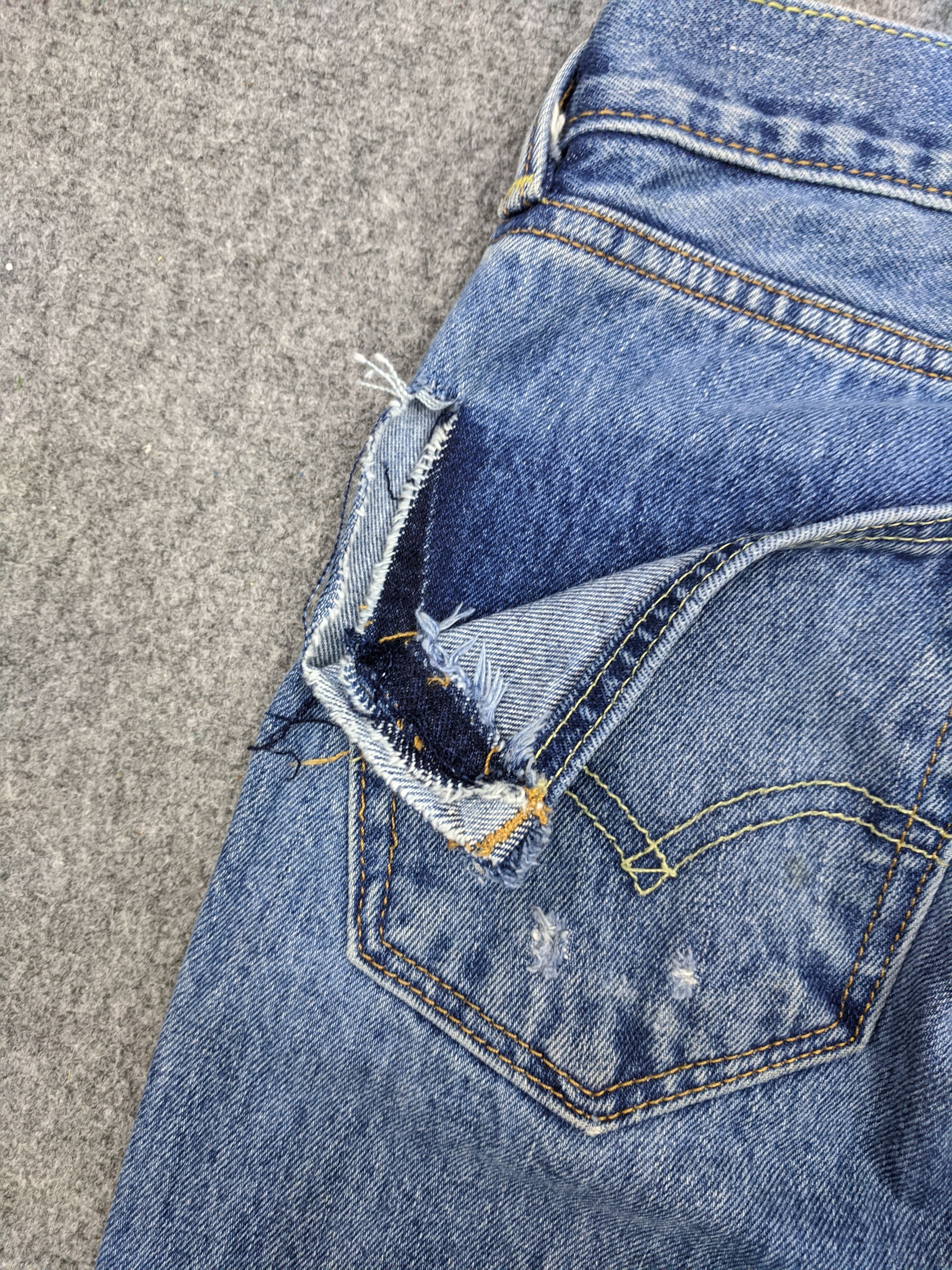 Levi's Vintage Levis 505 Light Wash Jeans DP0720 Size US 31 - 16 Thumbnail
