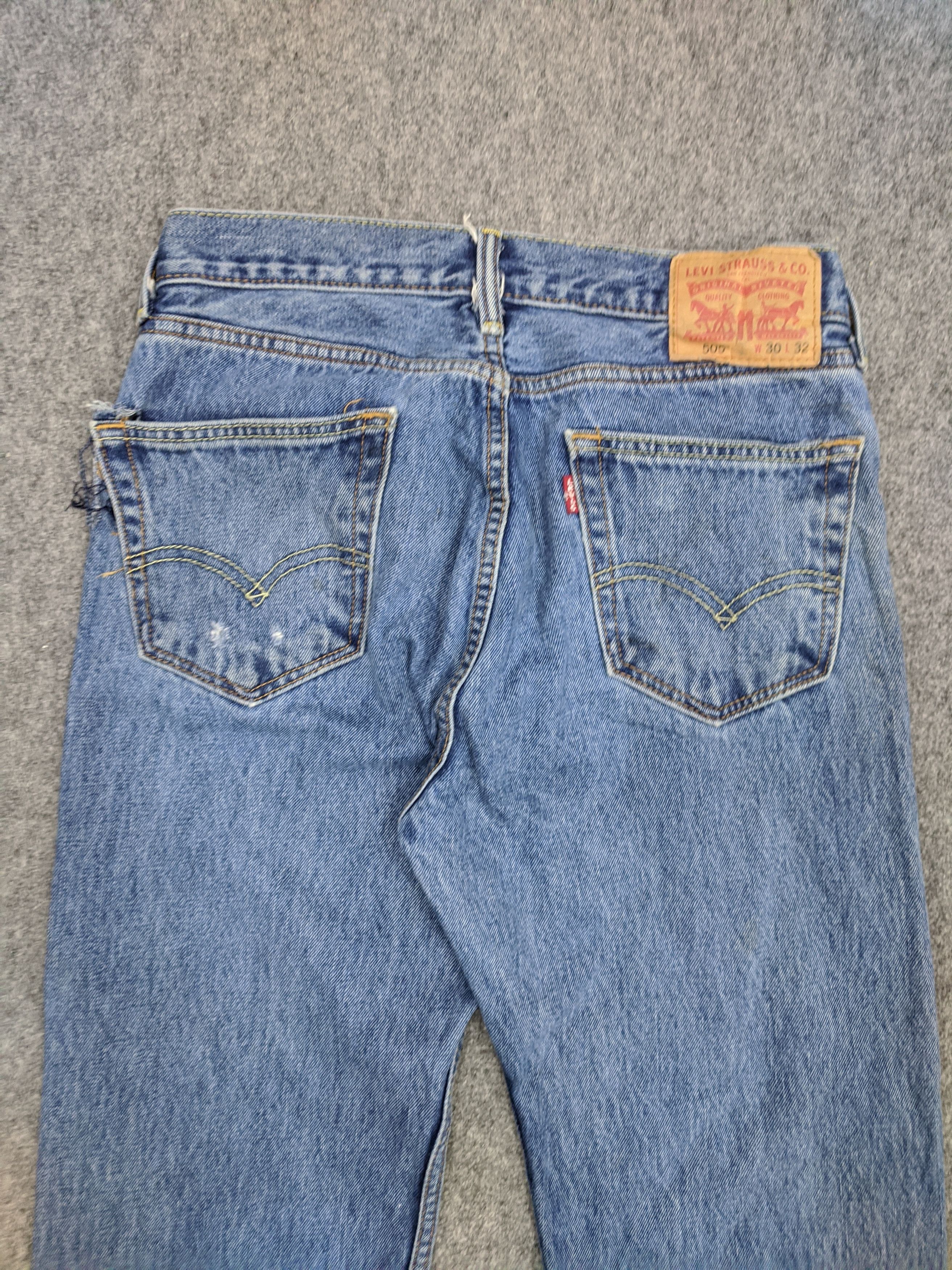 Levi's Vintage Levis 505 Light Wash Jeans DP0720 Size US 31 - 4 Thumbnail