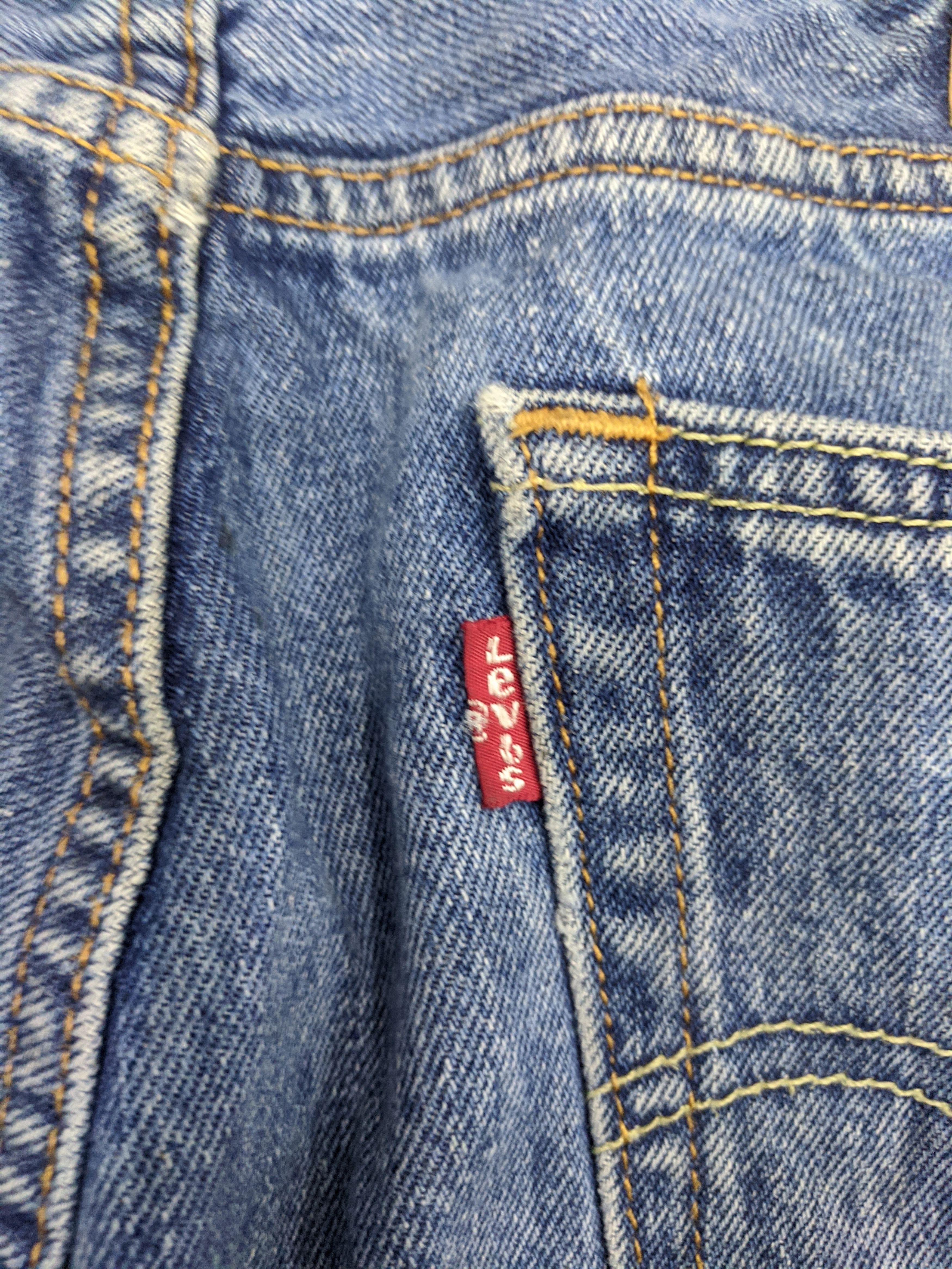 Levi's Vintage Levis 505 Light Wash Jeans DP0720 Size US 31 - 6 Thumbnail