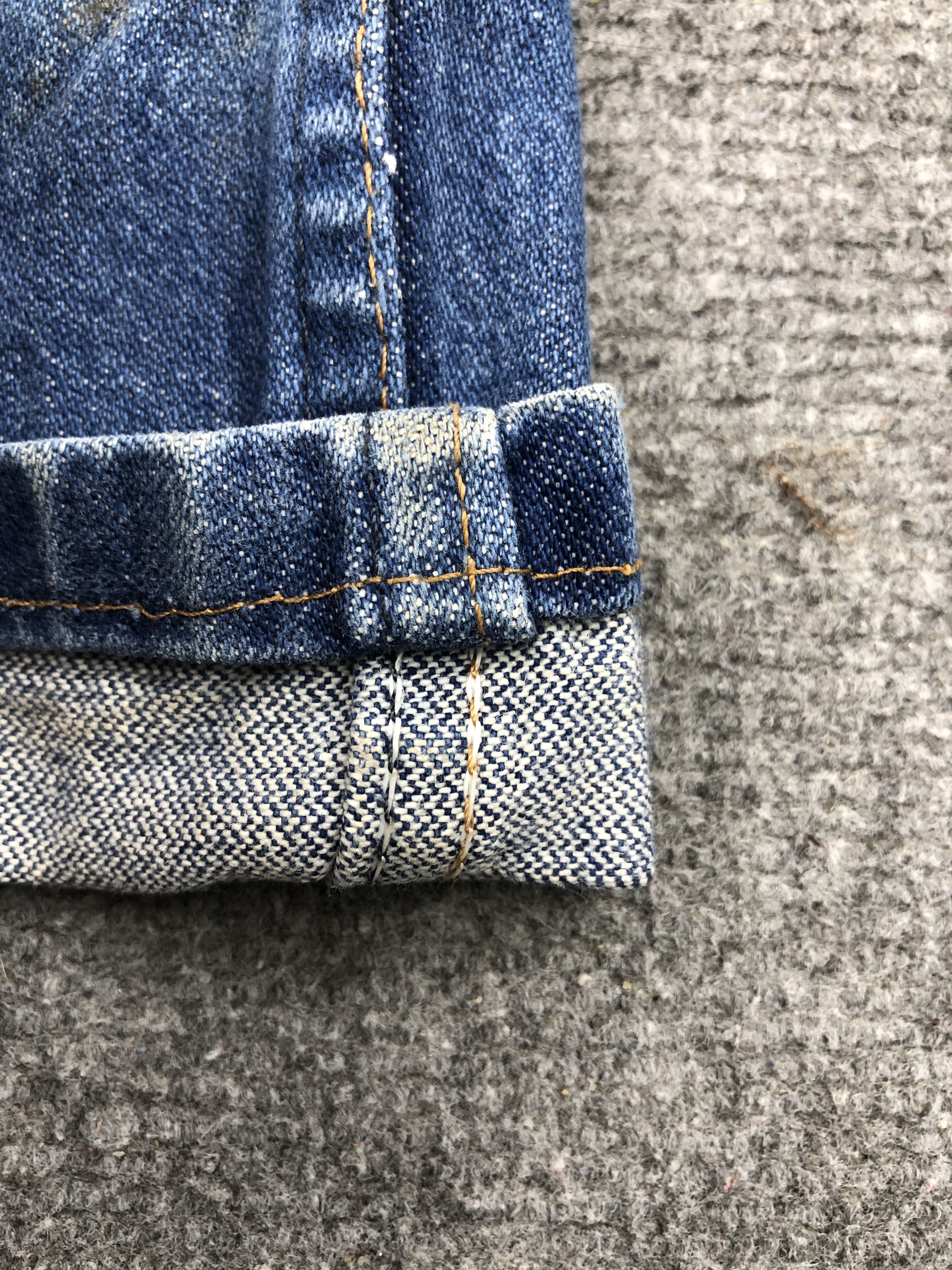 Vintage Vintage Wrangler Faded Blue Jeans DP1699 Size US 31 - 8 Thumbnail