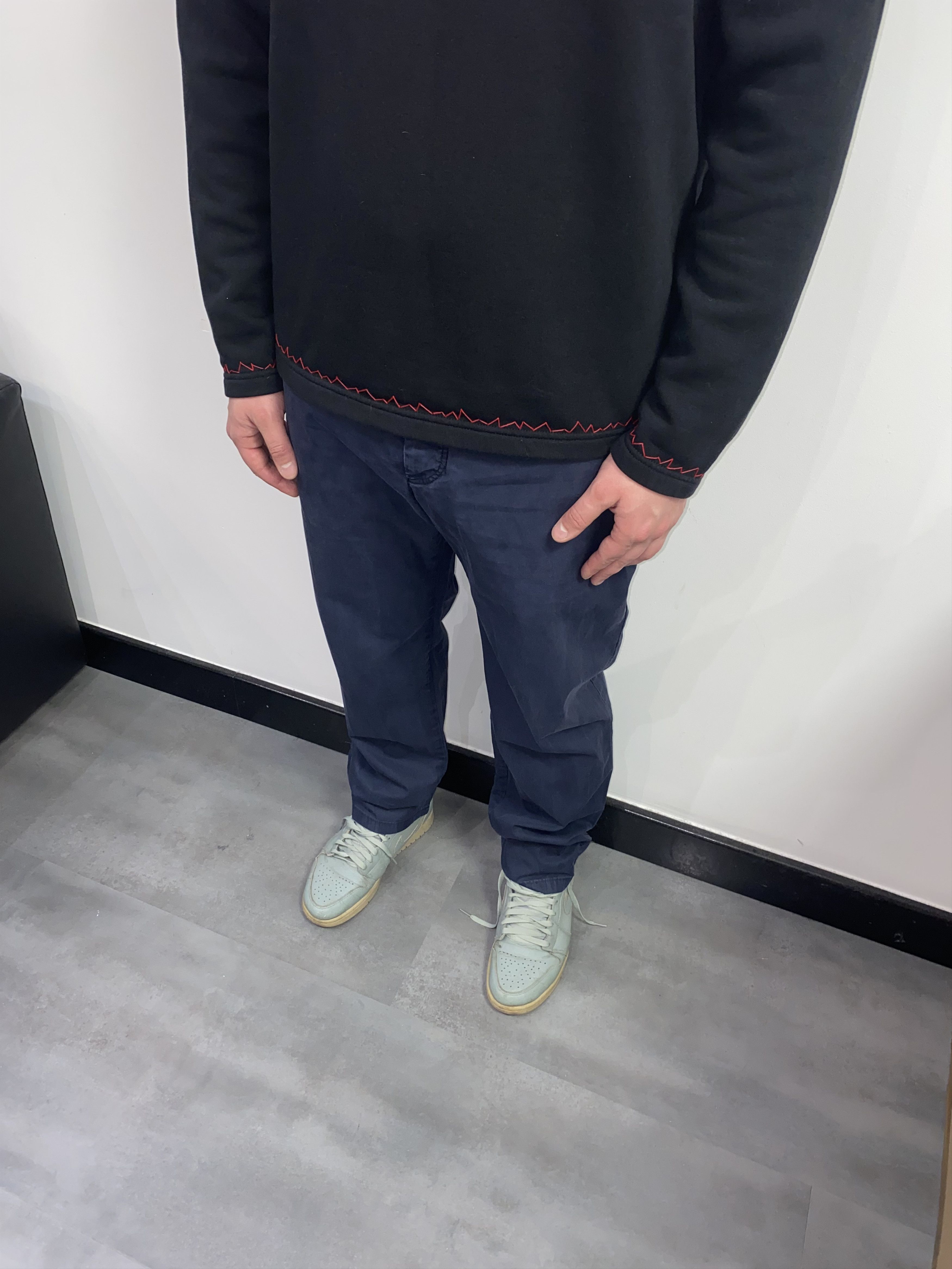 image of Ss10 Gucci Dark Navy Casual Pants, Men's (Size 38)