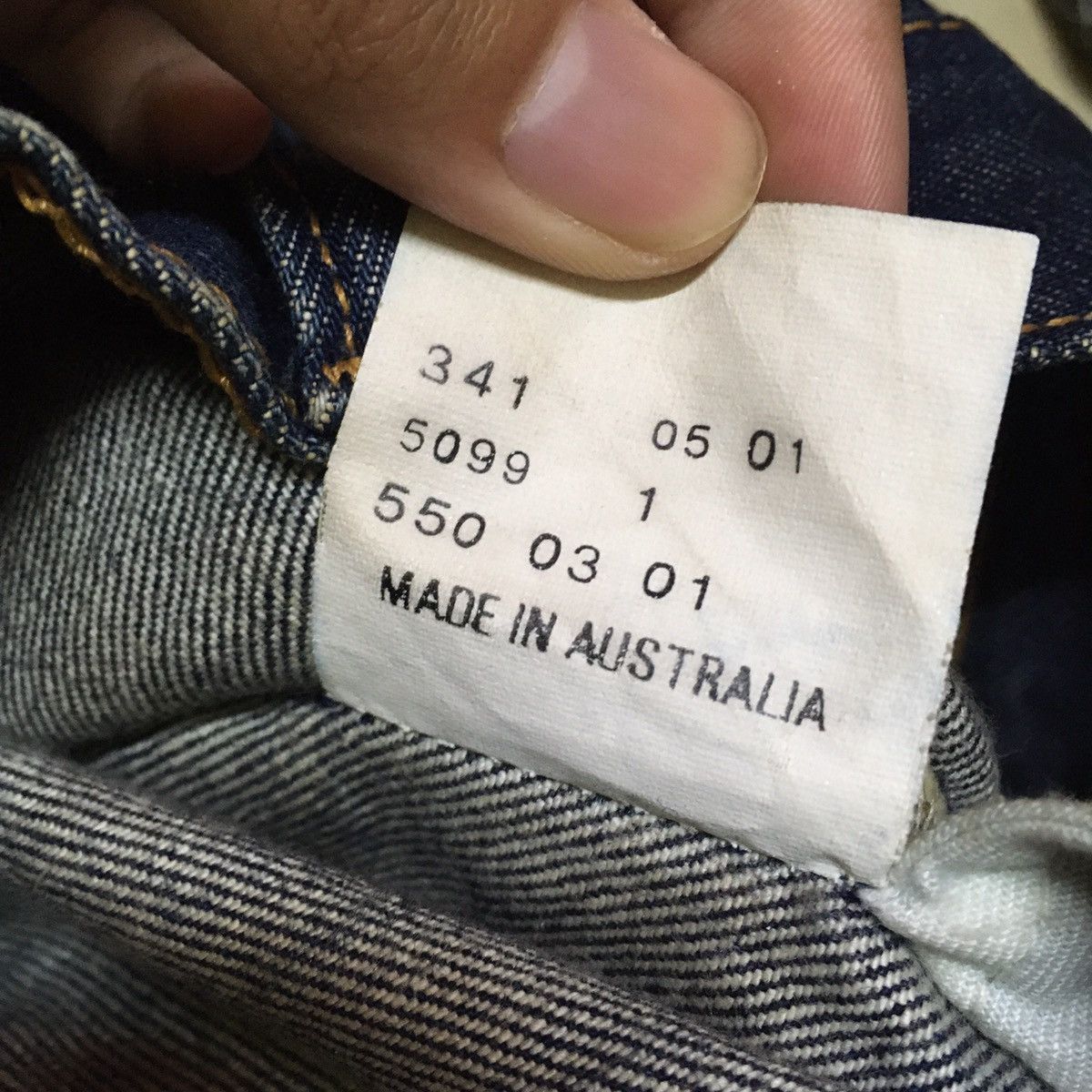 Levi's Levi’s 550 Bootcut bell bottom dark blue denim Size US 26 / EU 42 - 6 Thumbnail
