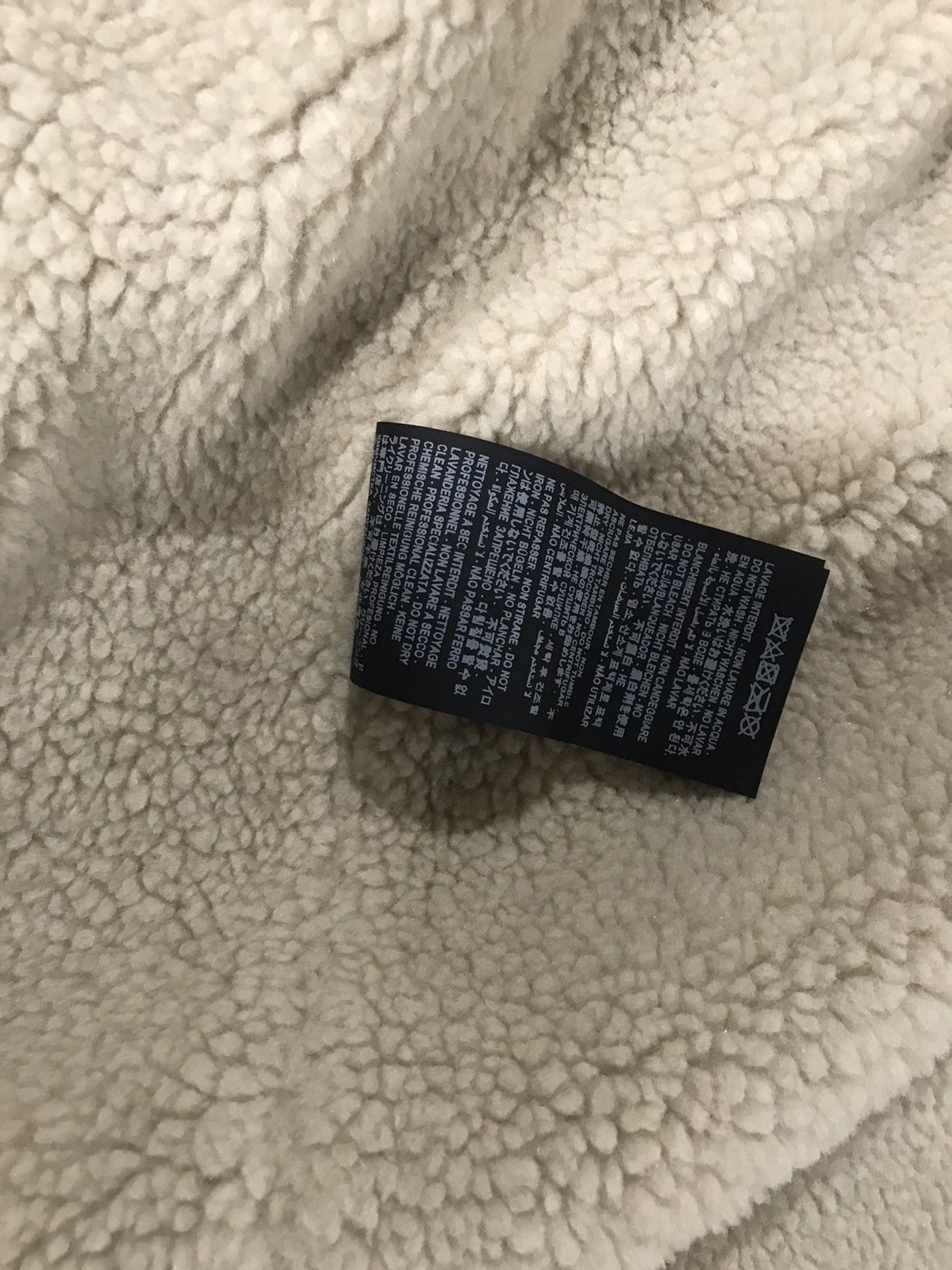 Saint Laurent Paris Saint Laurent shearling overshirt. M. Size US M / EU 48-50 / 2 - 5 Thumbnail