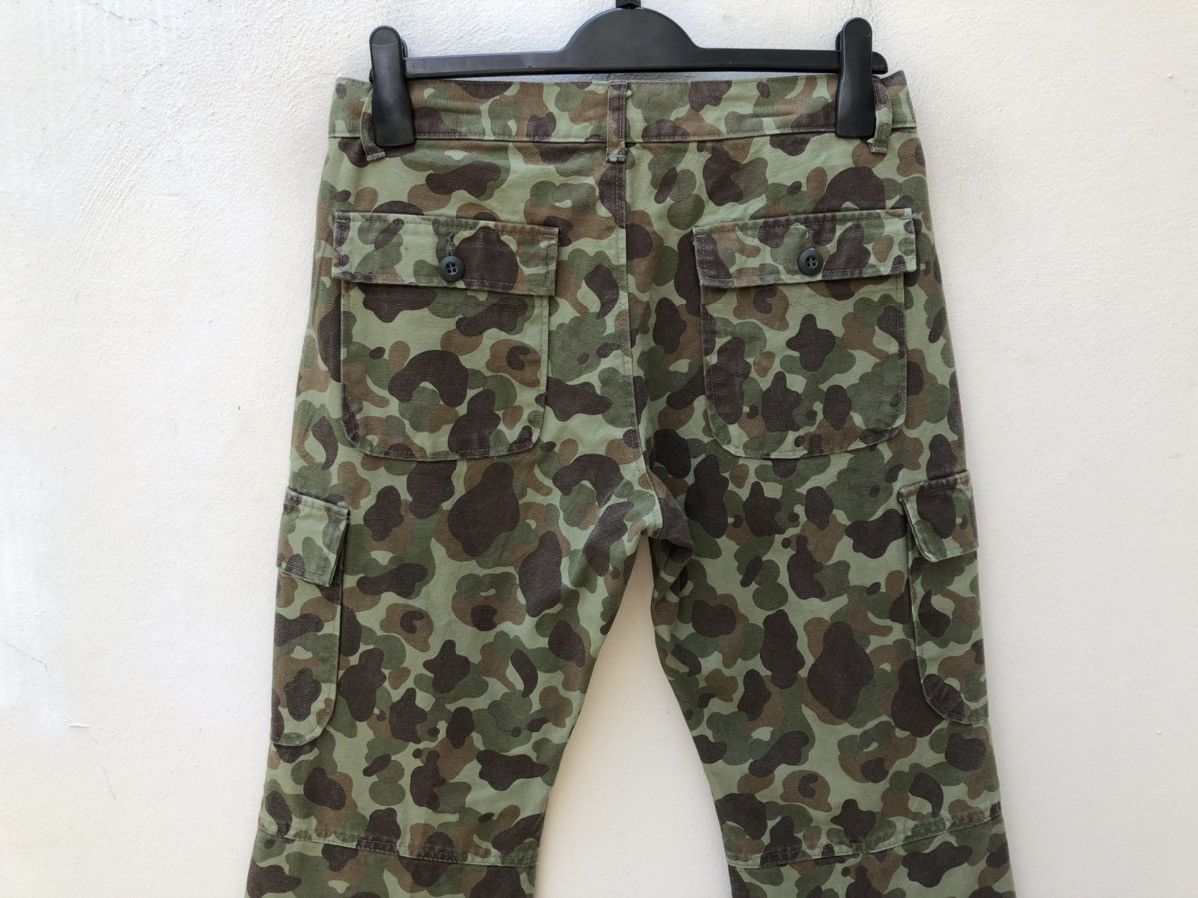 Vintage Vintage Larry Pgc Japan Camouflage Flare Cargo Trouser Size US 31 - 12 Thumbnail