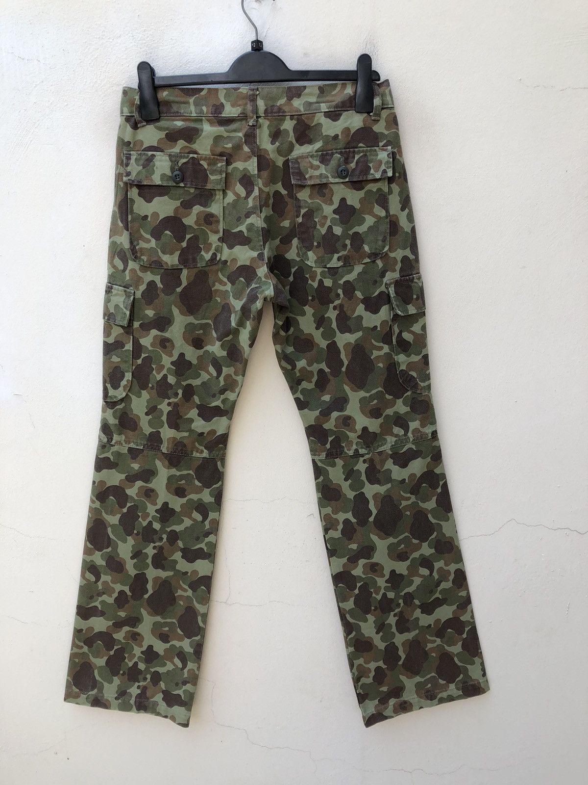 Vintage Vintage Larry Pgc Japan Camouflage Flare Cargo Trouser Size US 31 - 11 Thumbnail