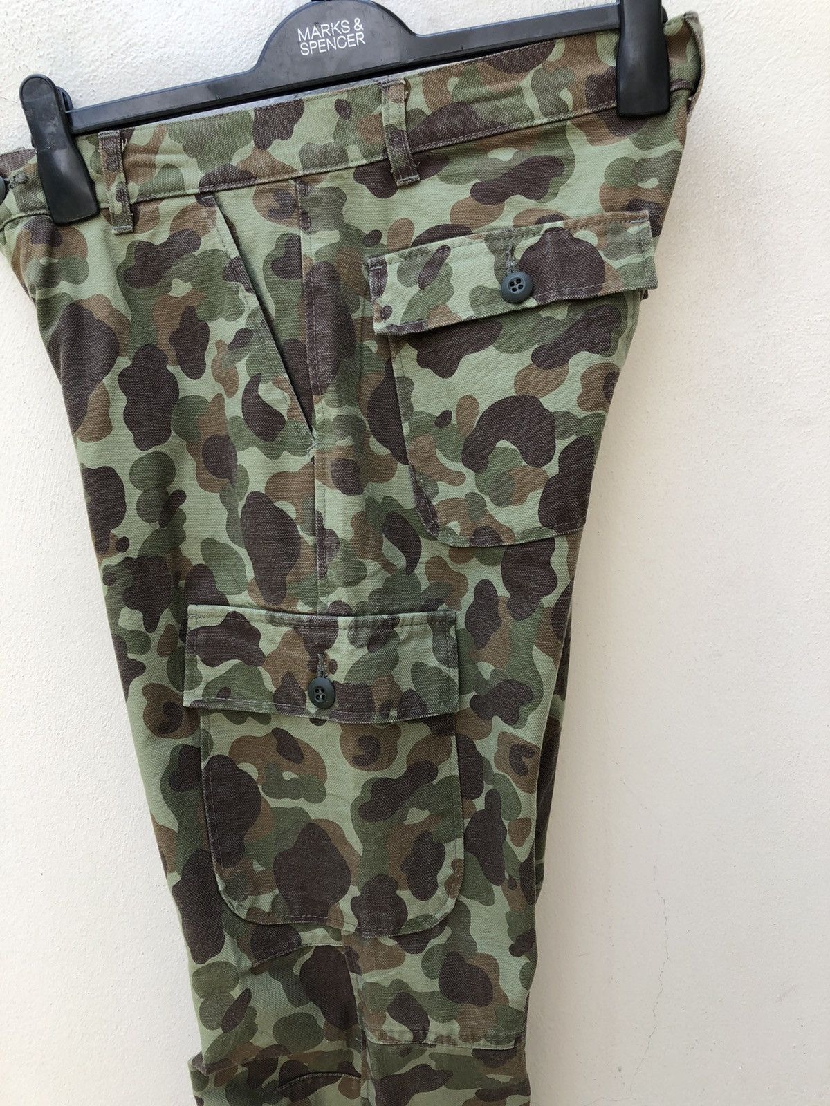 Vintage Vintage Larry Pgc Japan Camouflage Flare Cargo Trouser Size US 31 - 16 Thumbnail