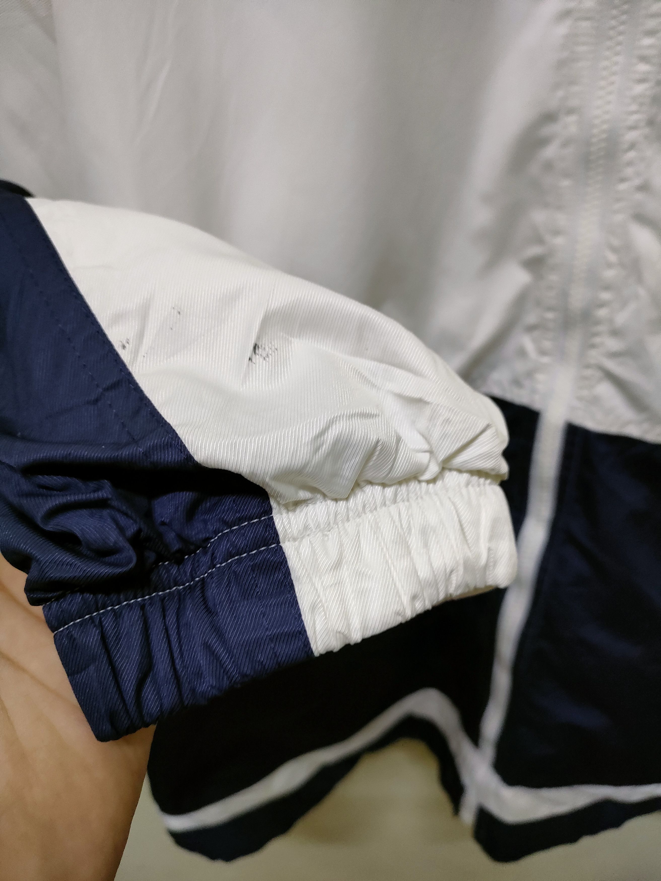 Sergio Tacchini 🔥 Steals 🔥 Sergio Tacchini Light Jacket Size US XL / EU 56 / 4 - 6 Thumbnail