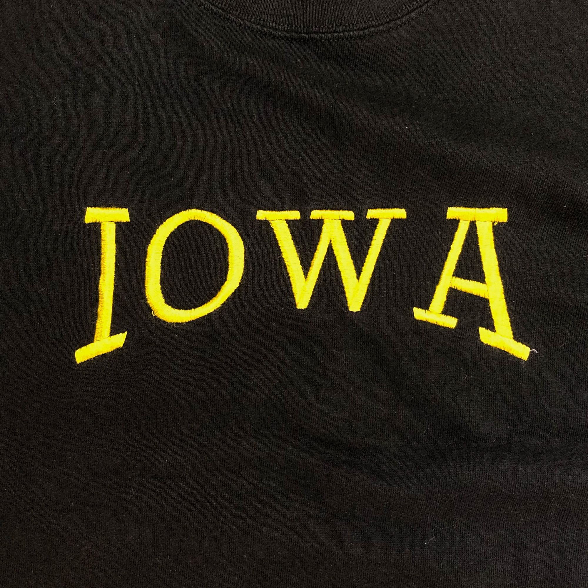 Vintage 90s Boxy Faded Black 'Iowa' Sweatshirt Size US XXL / EU 58 / 5 - 3 Thumbnail