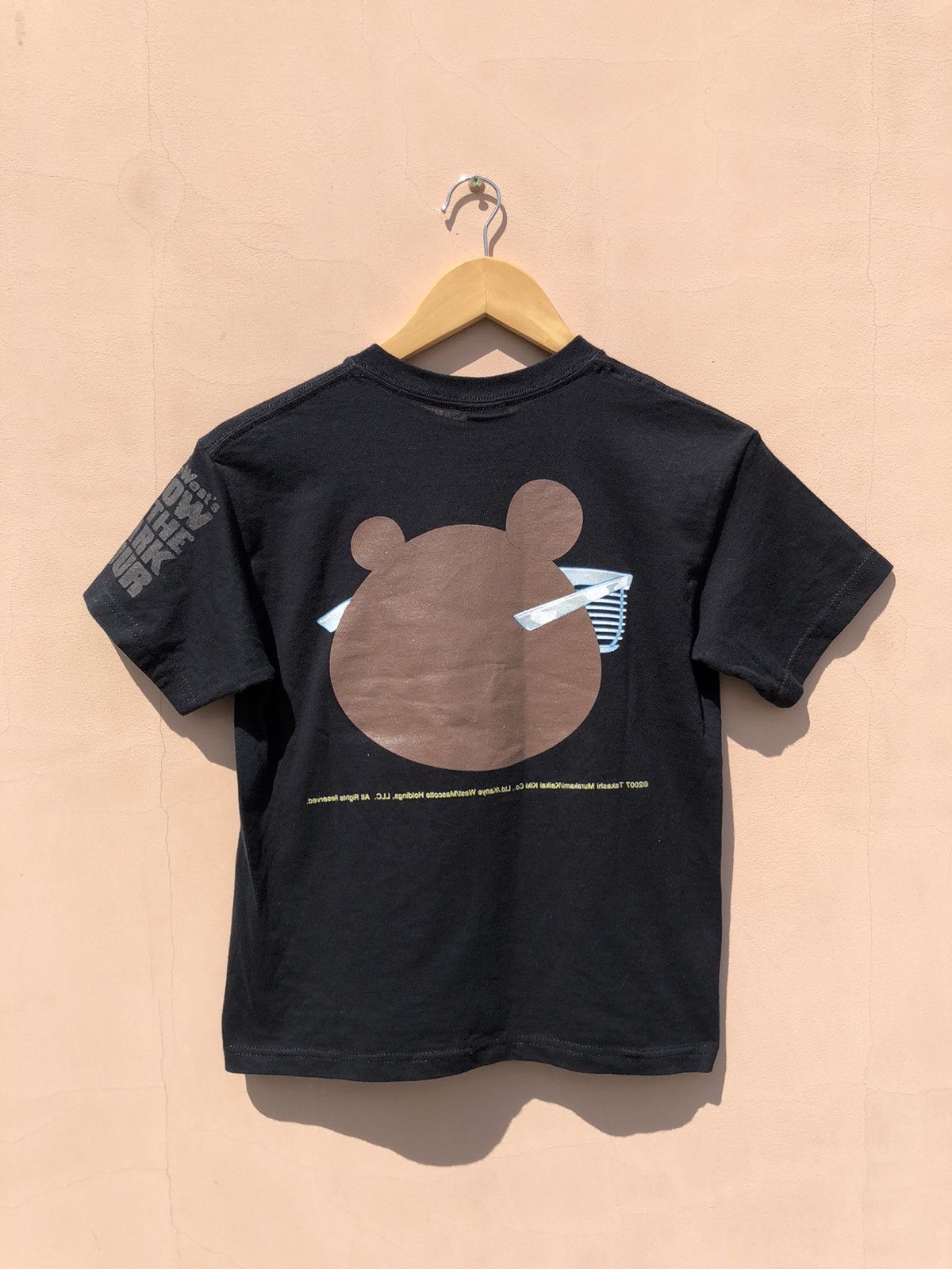 Kanye West Vintage 2007 Kanye West Glow in the Dark Tour Murakami Bear Size US XS / EU 42 / 0 - 2 Thumbnail