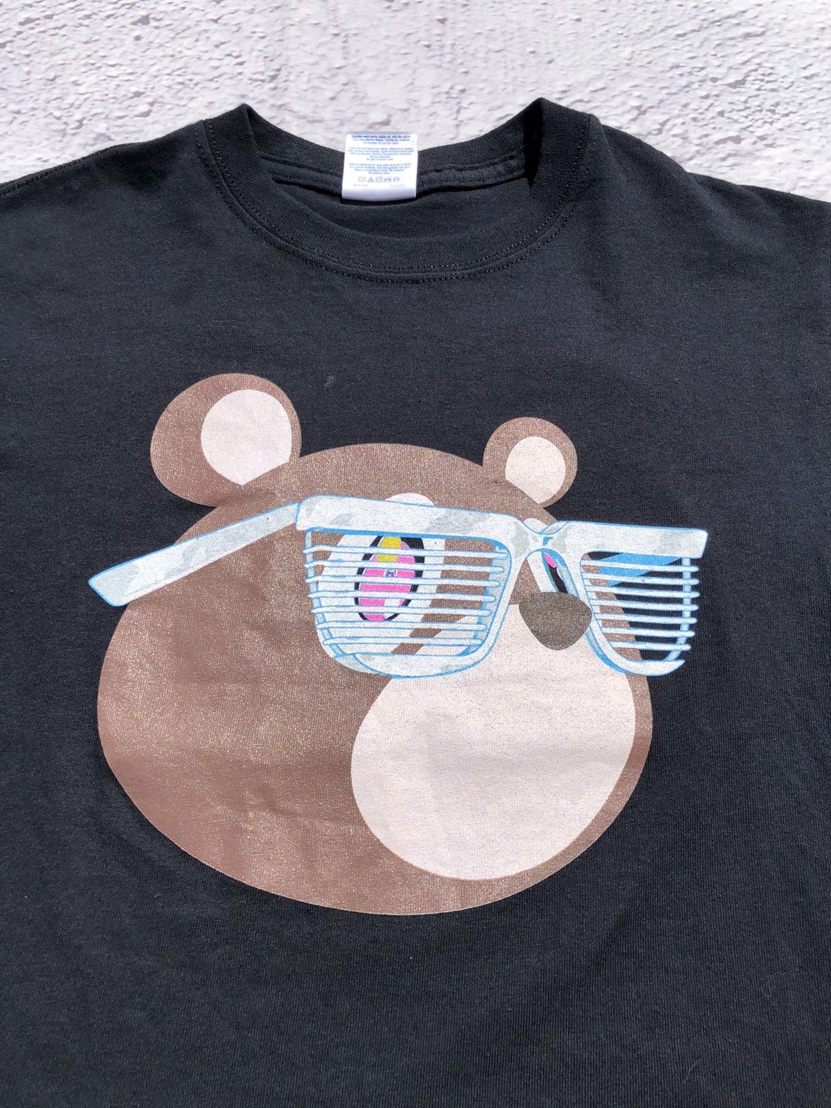 Kanye West Vintage 2007 Kanye West Glow in the Dark Tour Murakami Bear Size US XS / EU 42 / 0 - 5 Thumbnail