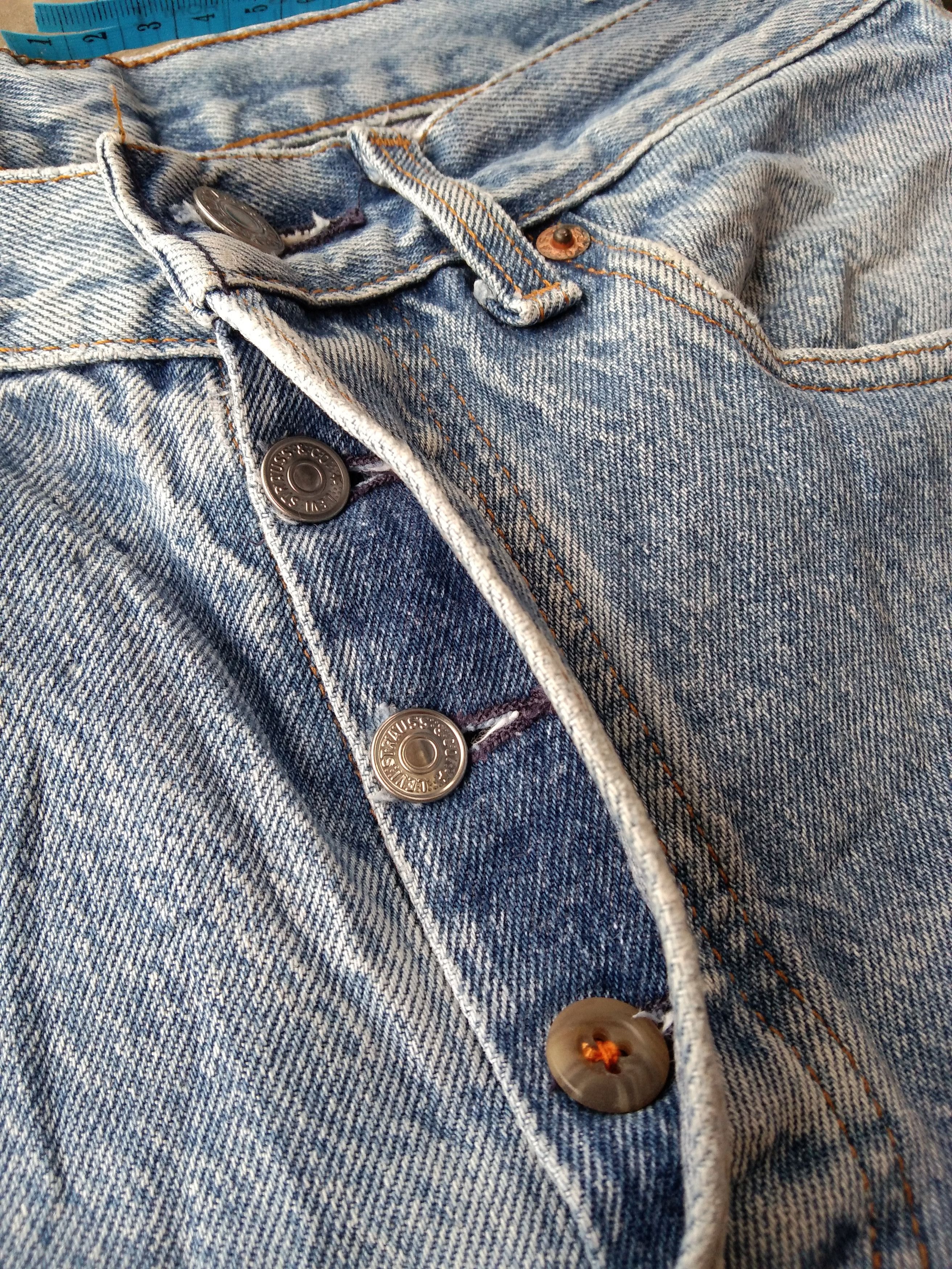 Levi's 80s Vintage Levi's 501 Made In USA Distressed Jeans 27x29 Size US 27 - 7 Thumbnail