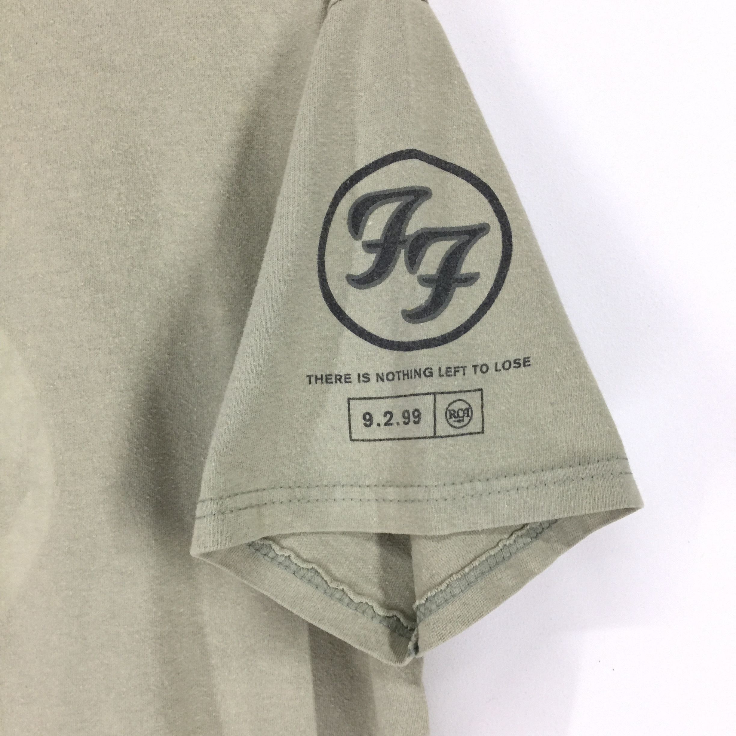 Band Tees × Vintage Foo fighter glow in the dark alien records vtg 90s tee Size US L / EU 52-54 / 3 - 5 Thumbnail