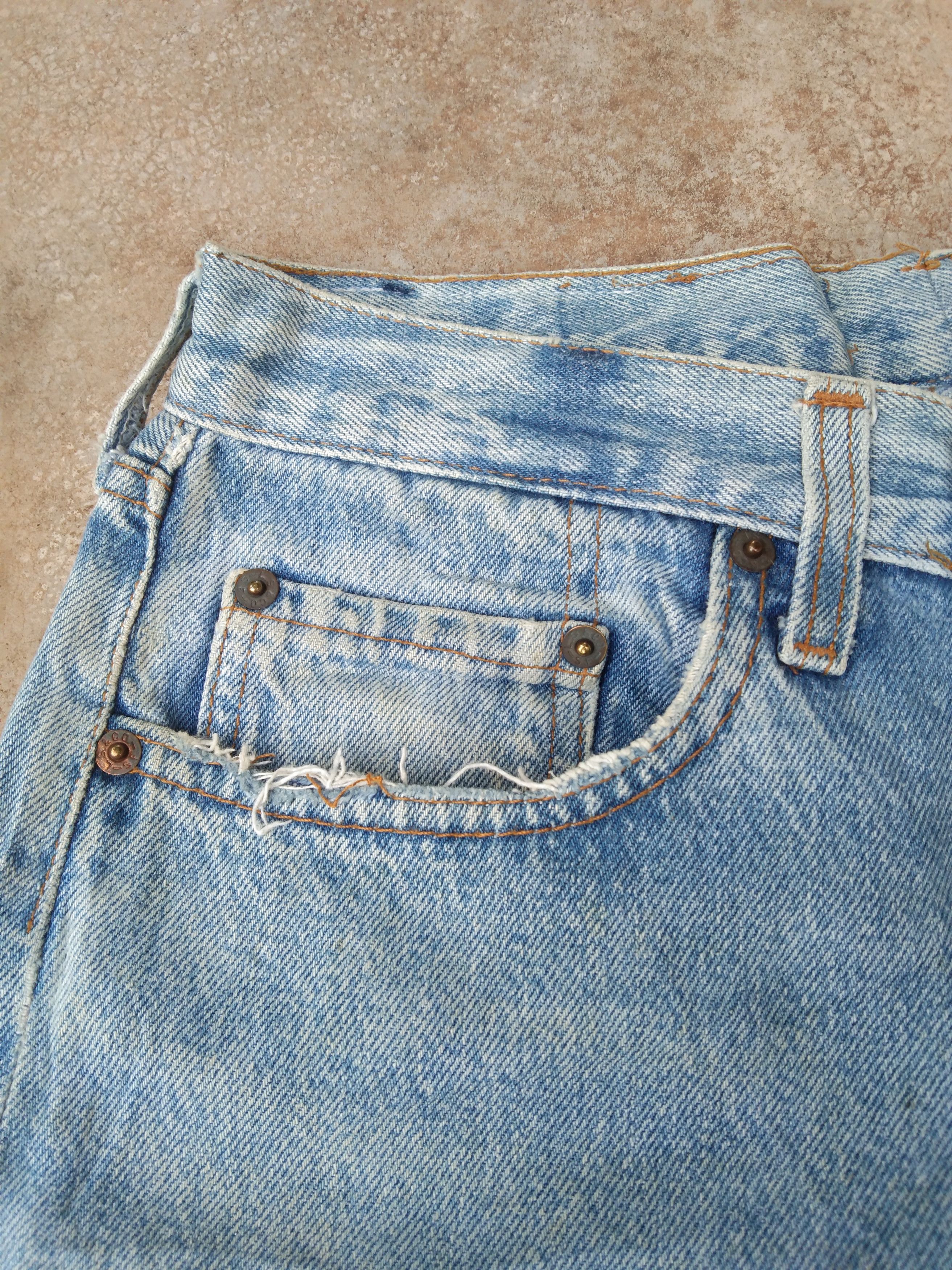 Levi's 80s Vintage Levi's 501 Made In USA Distressed Jeans 28x31 Size US 28 / EU 44 - 13 Thumbnail