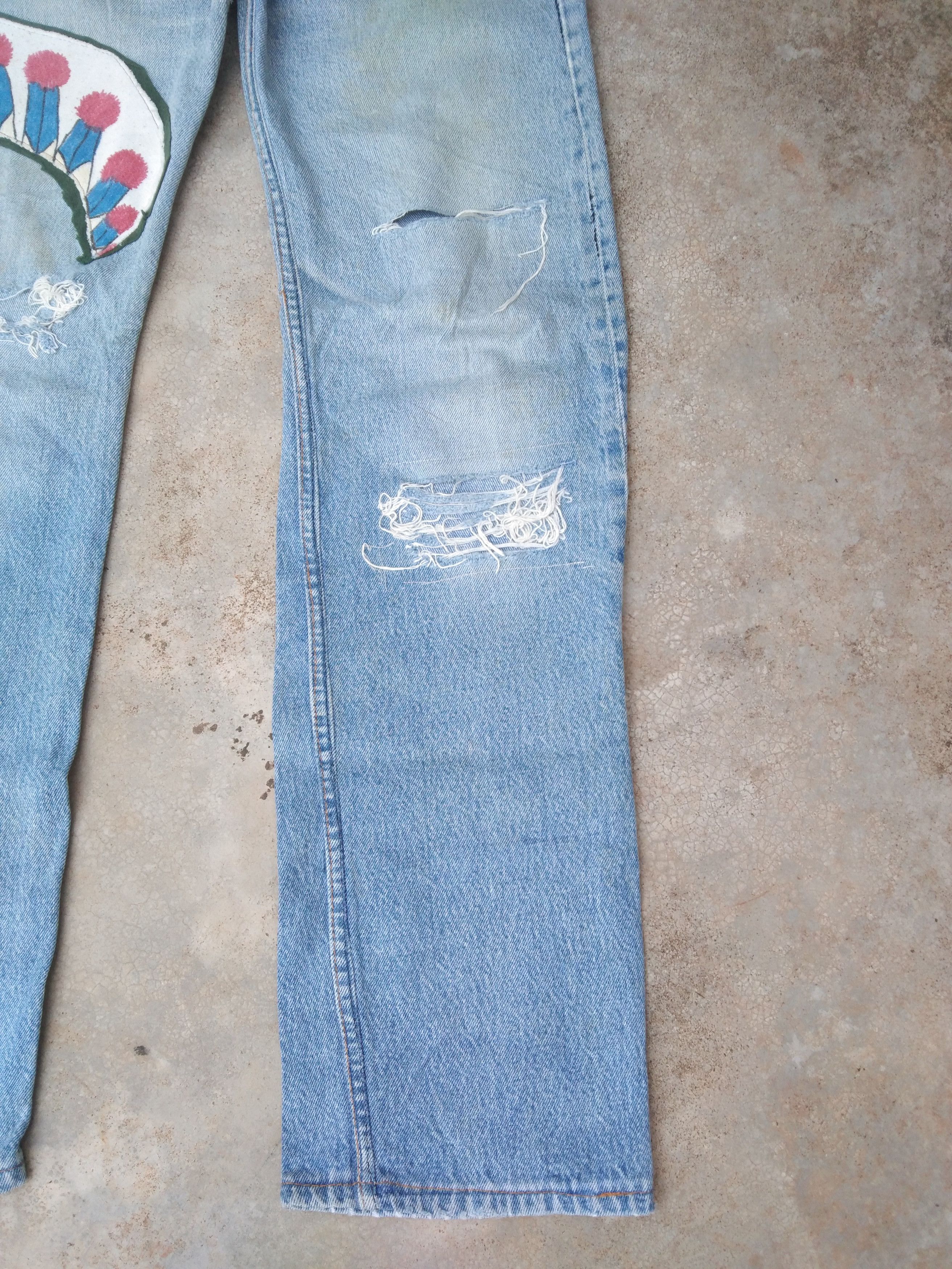 Levi's 80s Vintage Levi's 501 Made In USA Distressed Jeans 28x31 Size US 28 / EU 44 - 2 Thumbnail