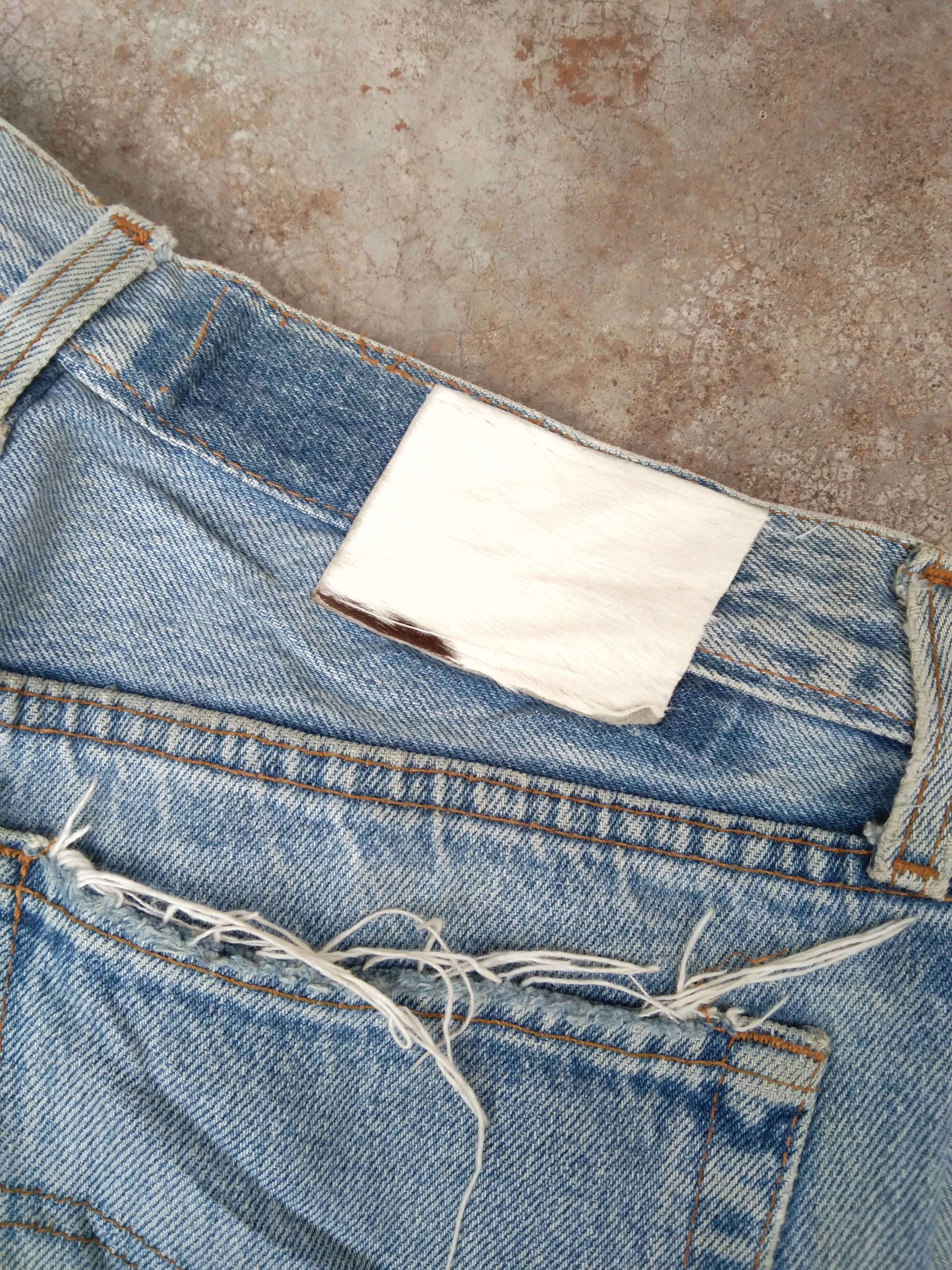 Levi's 80s Vintage Levi's 501 Made In USA Distressed Jeans 28x31 Size US 28 / EU 44 - 8 Thumbnail