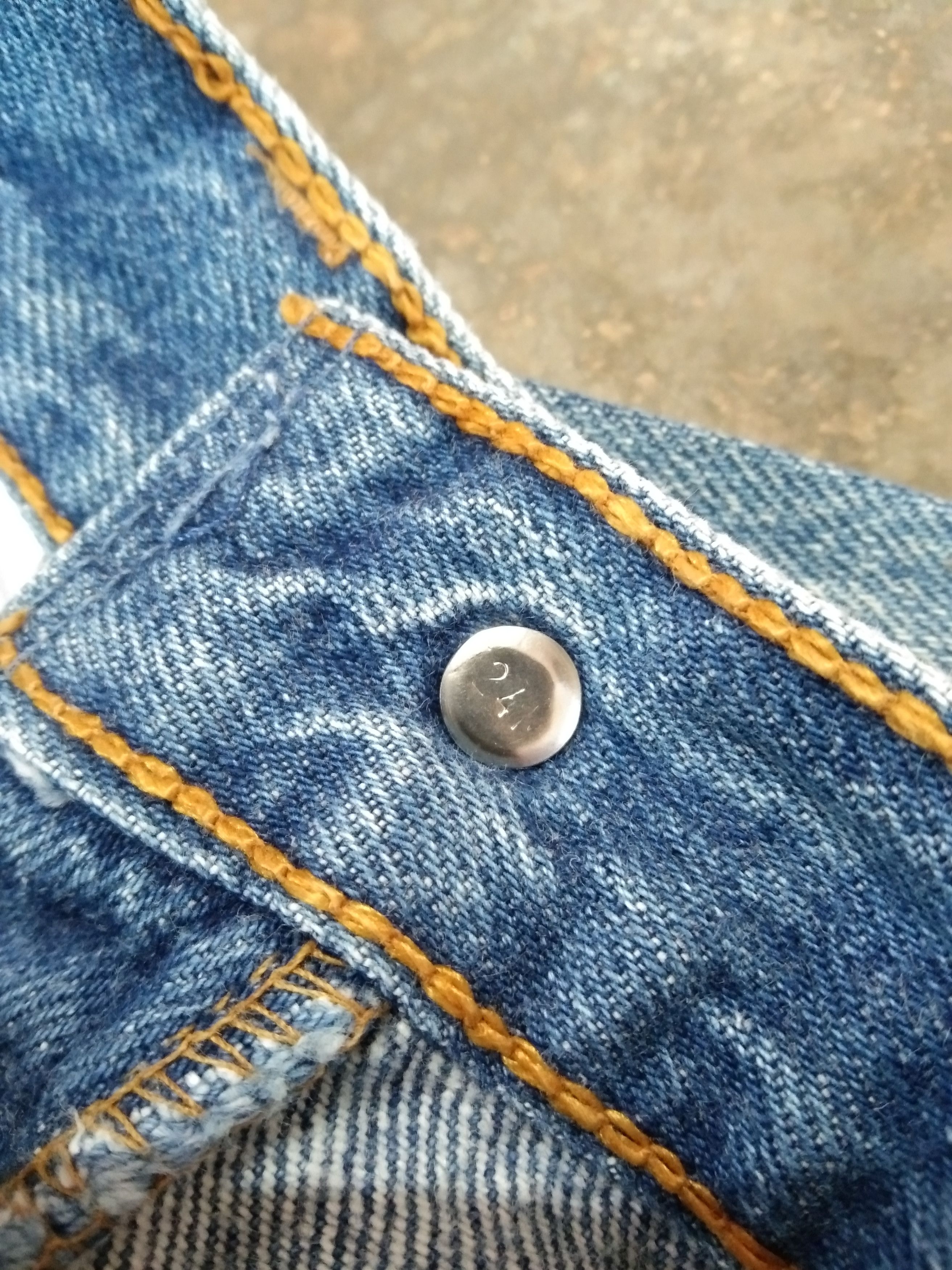 Levi's 90s Vintage Levi's 501 Made In USA Distressed Jeans 27x28 Size US 27 - 10 Thumbnail