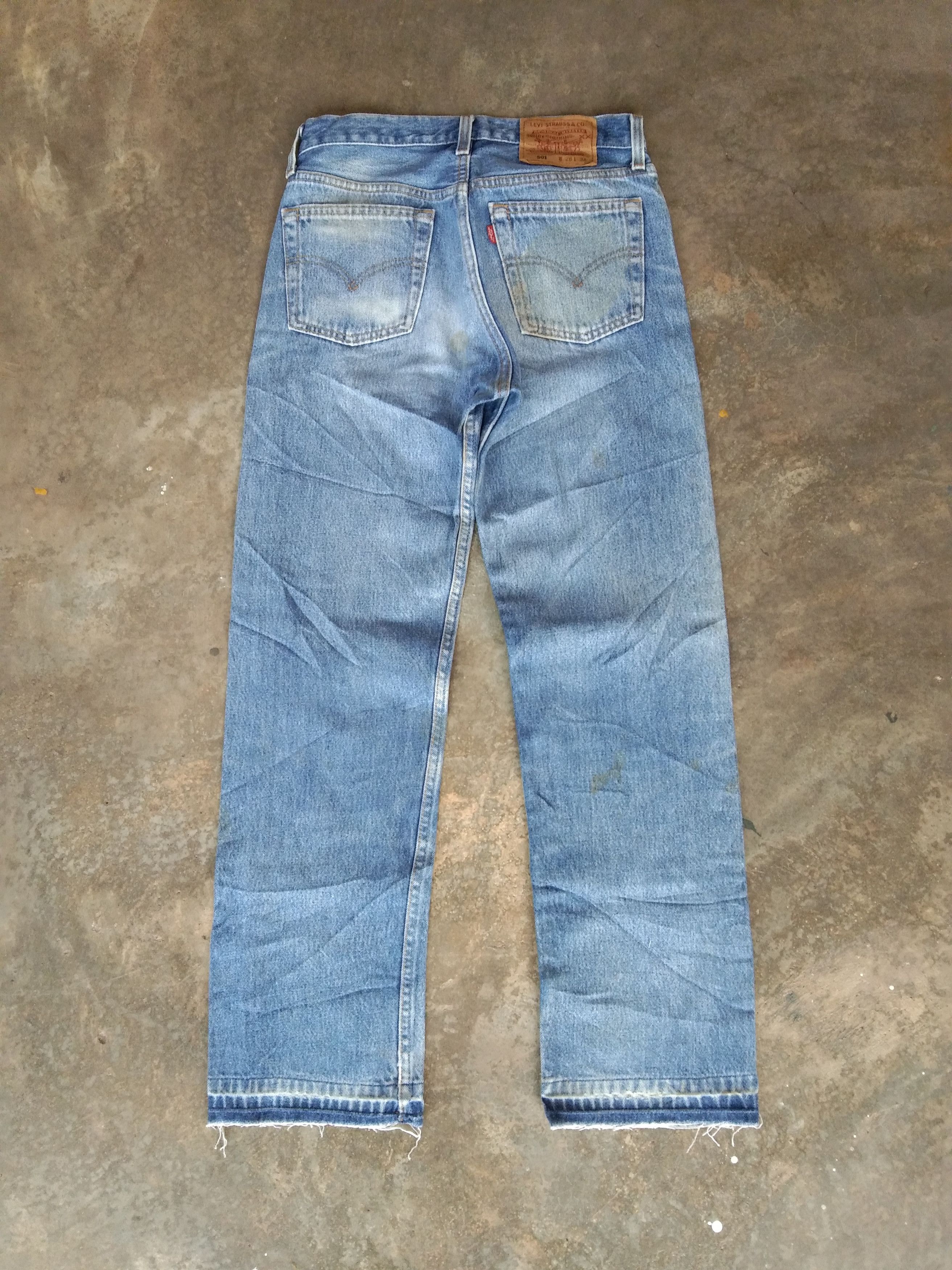 Levi's 90s Vintage Levi's 501 Made In USA Distressed Jeans 27x28 Size US 27 - 2 Thumbnail