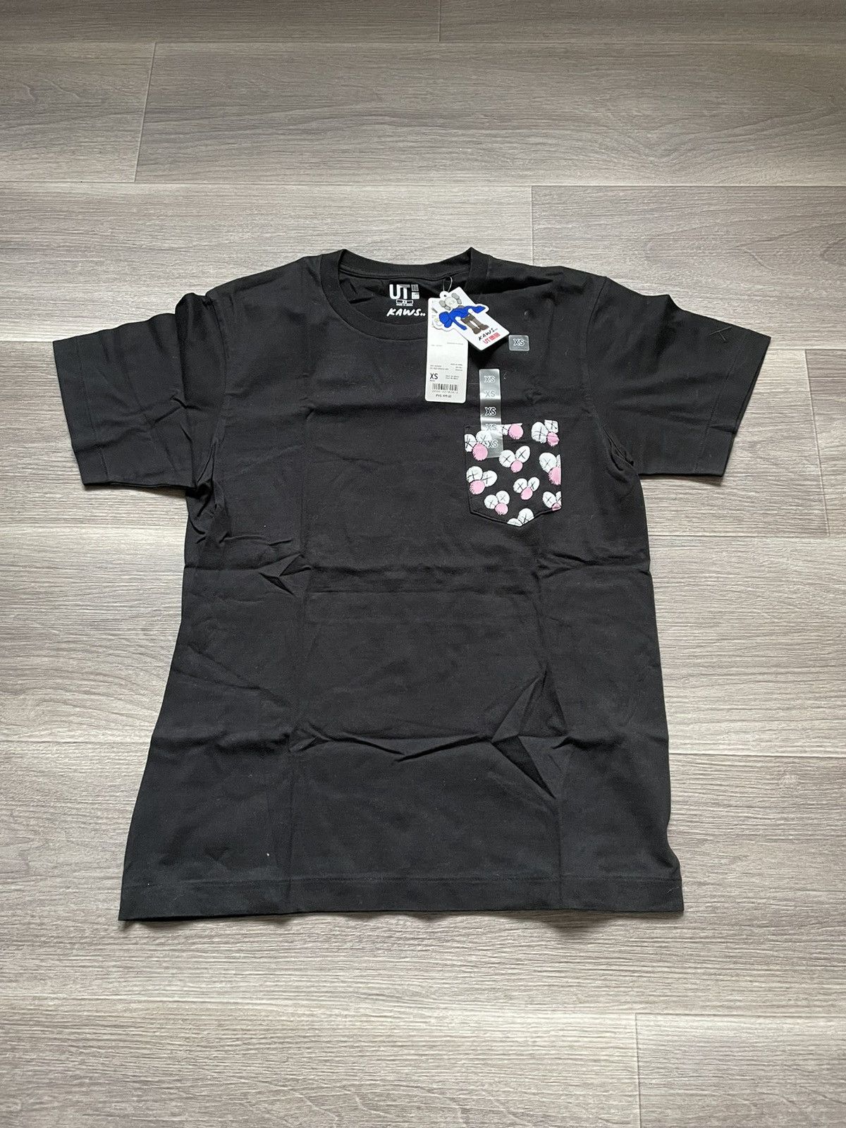 Kaws × Uniqlo BFF pocket tshirt Size US XS / EU 42 / 0 - 1 Thumbnail