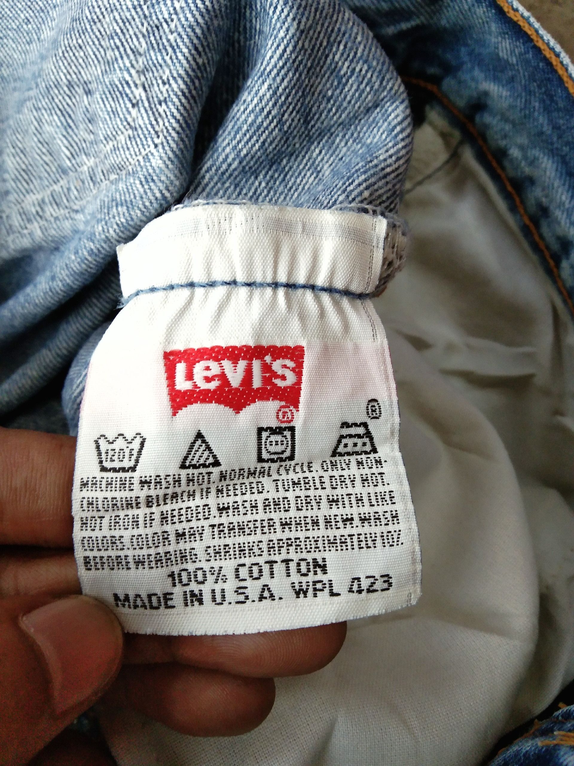 Levi's 90s Vintage Levi's 501 xx Made In USA Distressed Jeans 34x28 Size US 34 / EU 50 - 11 Thumbnail