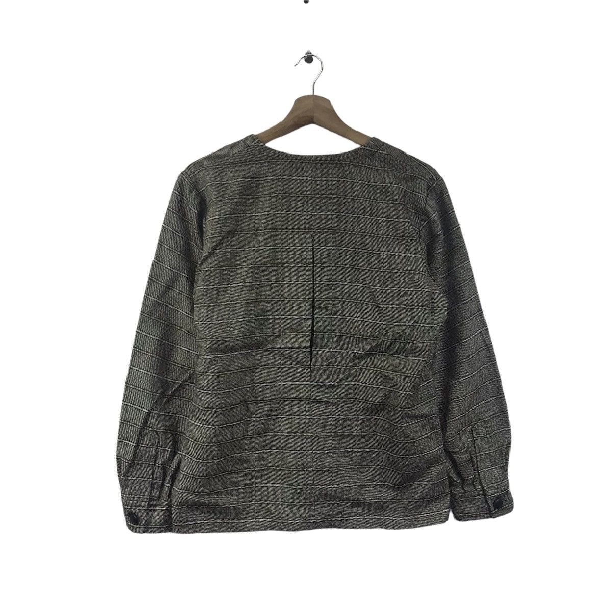 Yves Saint Laurent Vintage YVES SAINT LAURENT Ysl Italy Stripes Casual Shirt Size US M / EU 48-50 / 2 - 7 Thumbnail