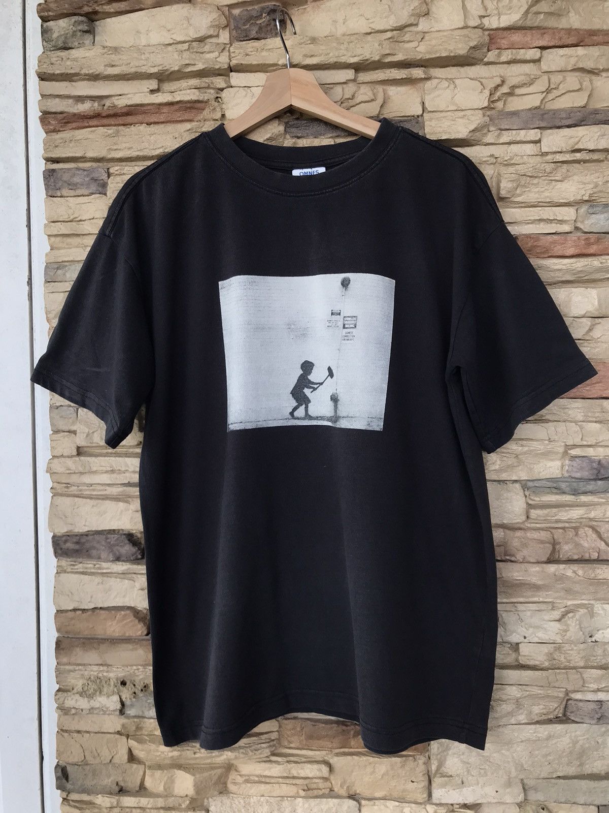 Vintage Vintage Omnes Brandalised Art Tee Size US L / EU 52-54 / 3 - 1 Thumbnail
