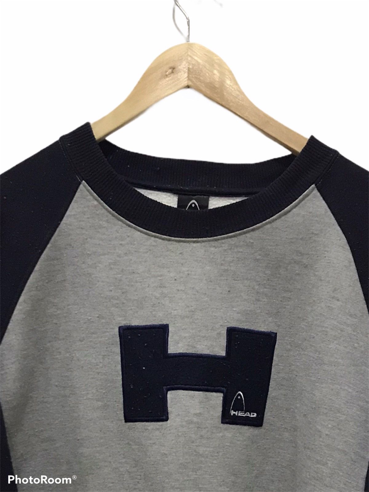 Japanese Brand Vintage Head embroidered Big Logo Sweatshirt Size US L / EU 52-54 / 3 - 5 Thumbnail