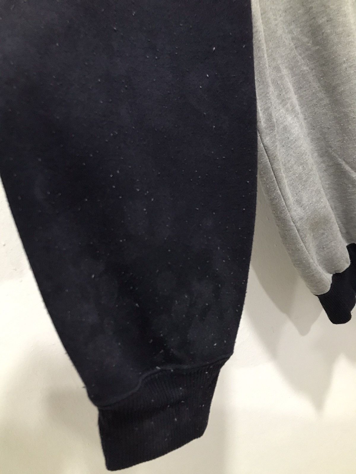 Japanese Brand Vintage Head embroidered Big Logo Sweatshirt Size US L / EU 52-54 / 3 - 10 Thumbnail