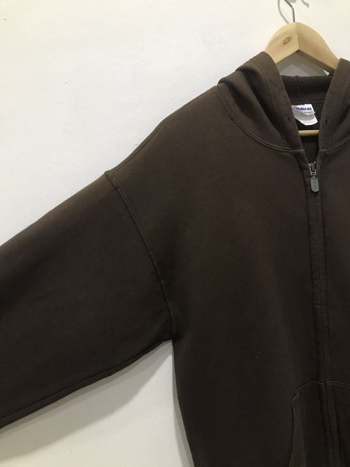 Gildan Brilliant sun faded hooded sweatshirt Size US M / EU 48-50 / 2 - 6 Thumbnail