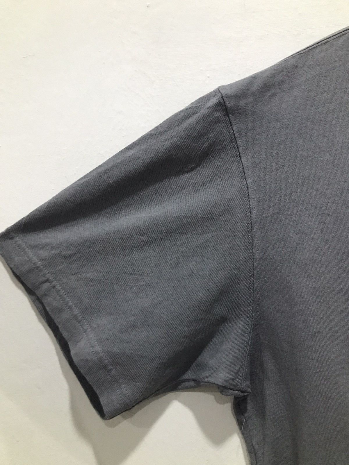 Christophe Lemaire Christophe Lemaire x uniqlo plain tee shirt Size US XL / EU 56 / 4 - 4 Thumbnail