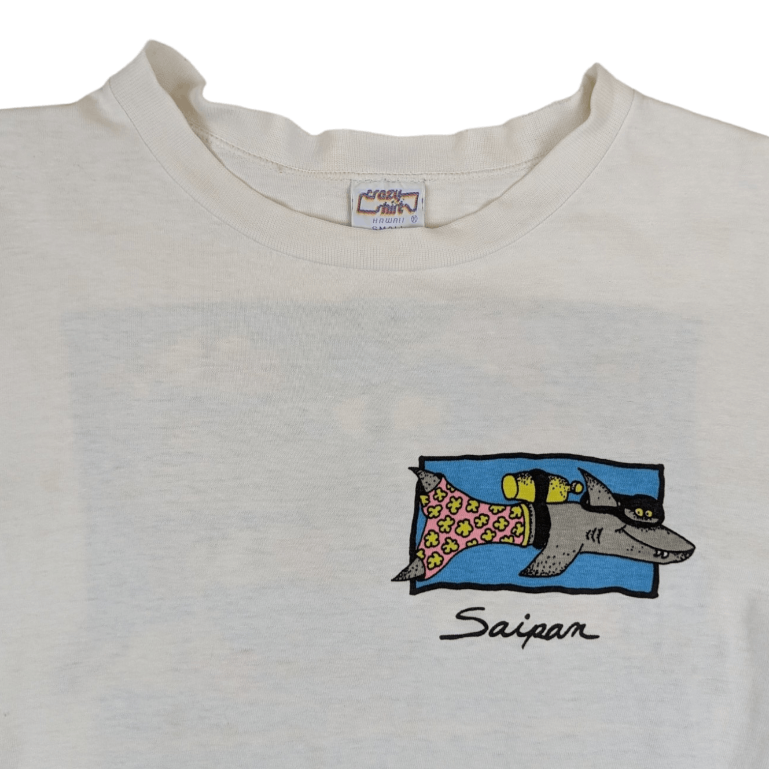 Vintage Vintage 80's CRAZY SHIRT Scuba Diving Shark Graphic T-Shirt Size S / US 4 / IT 40 - 4 Thumbnail